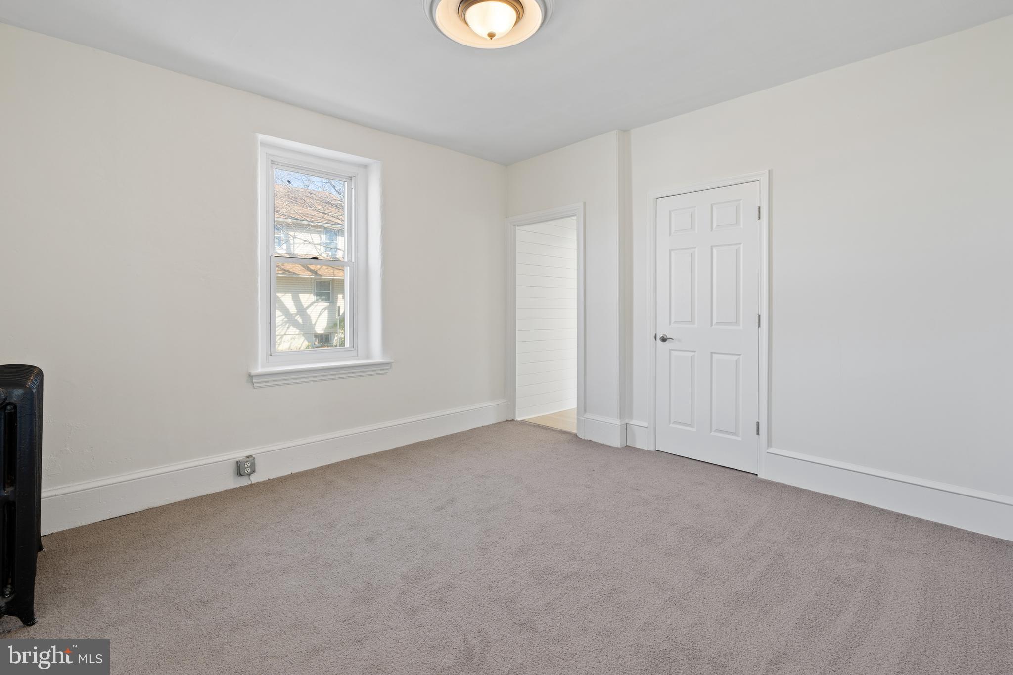 5 S MAPLE AVENUE