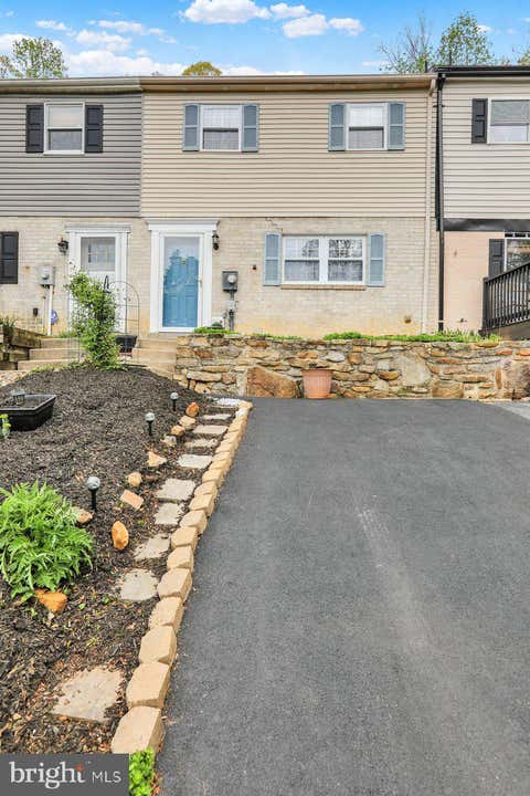 Townhouse For Sale - 1026 Fox Run<br/> READING, PA 19606