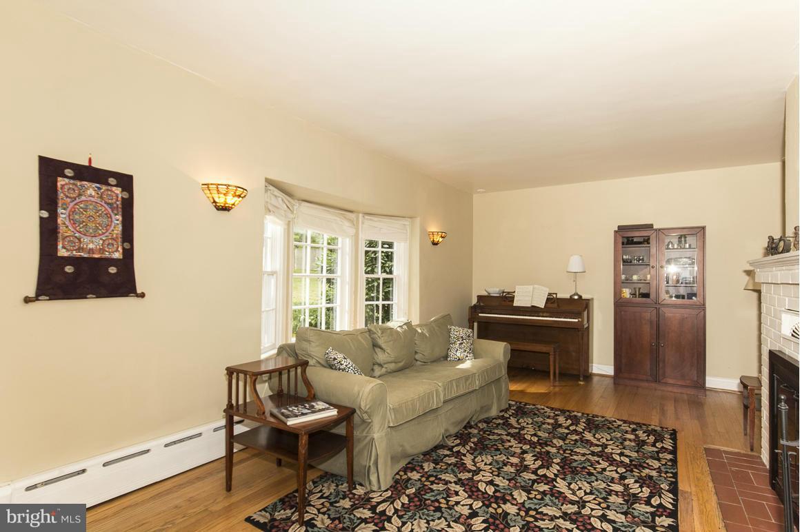 MOUNT WASHINGTON - Residential