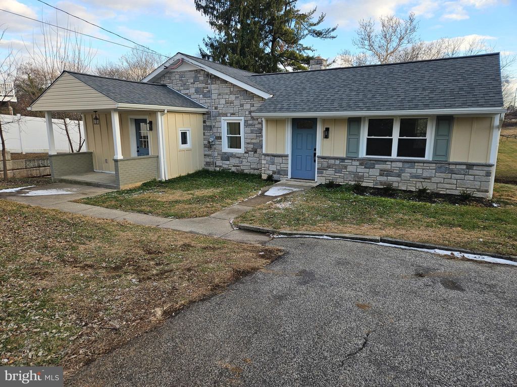 Photo of 494 Coates Lane, KING OF PRUSSIA, PA 19406 (MLS # PAMC2166532)