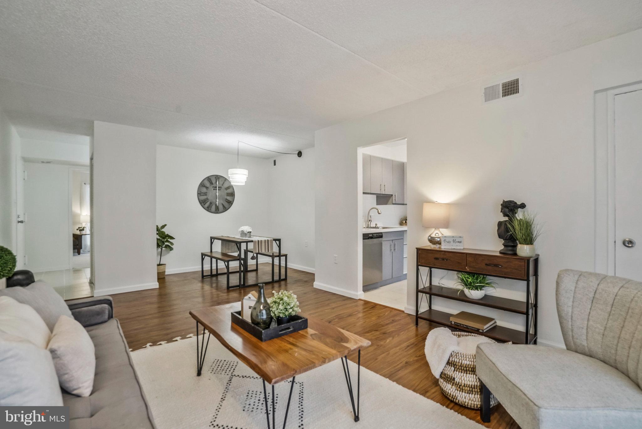 THE VILLAGES CONDO - Residential