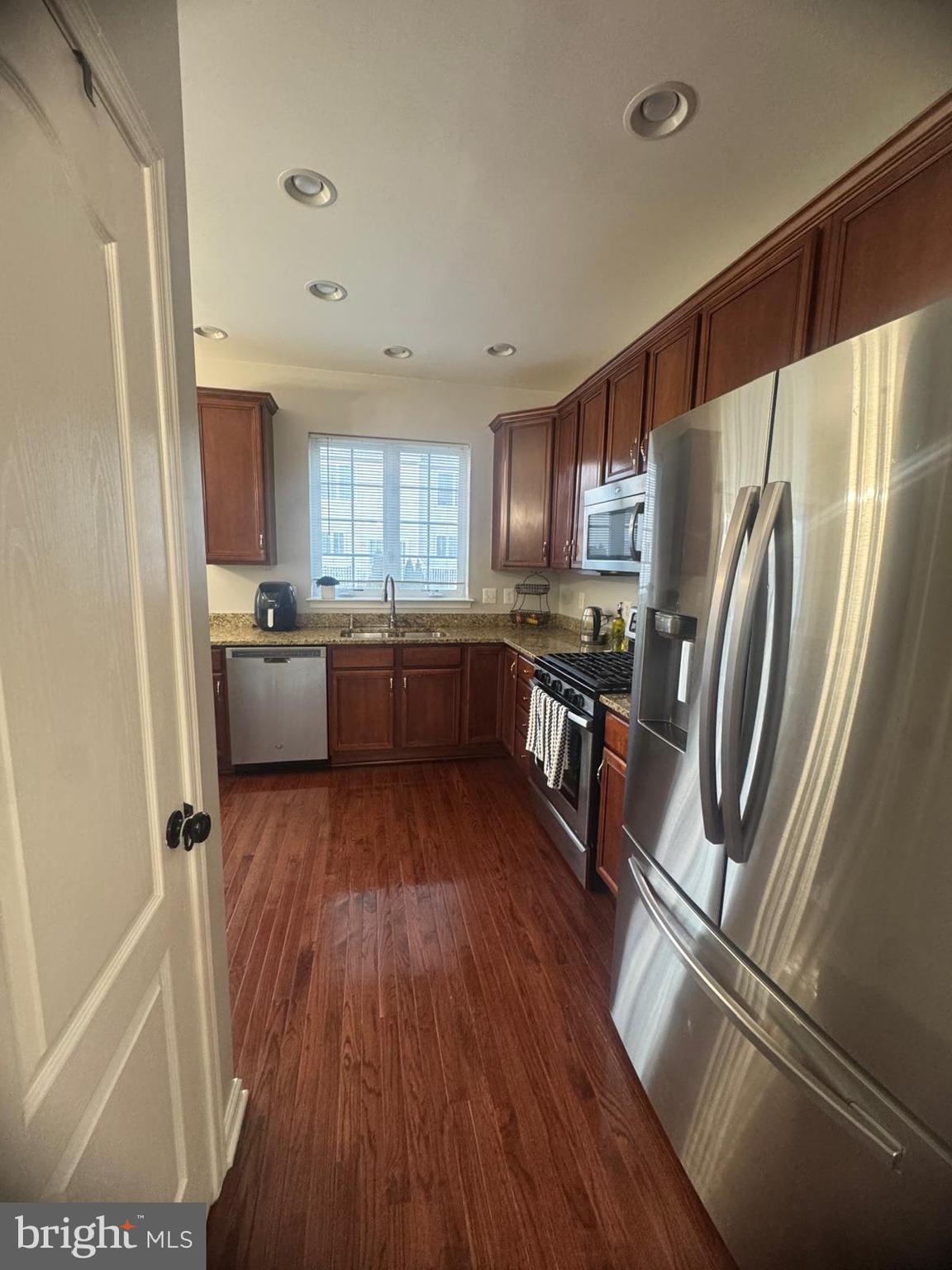 AMBERLEA AT SOUTH RIDING - Residential