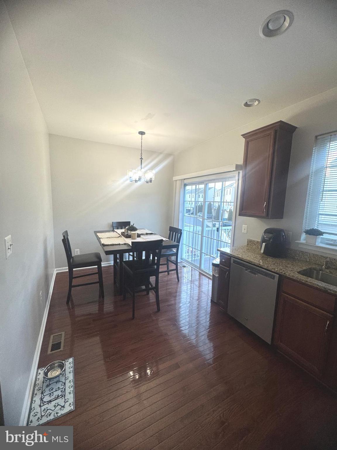 AMBERLEA AT SOUTH RIDING - Residential