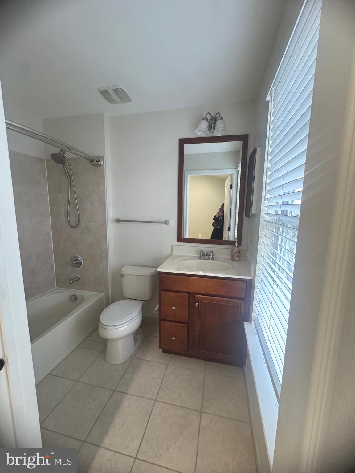 AMBERLEA AT SOUTH RIDING - Residential