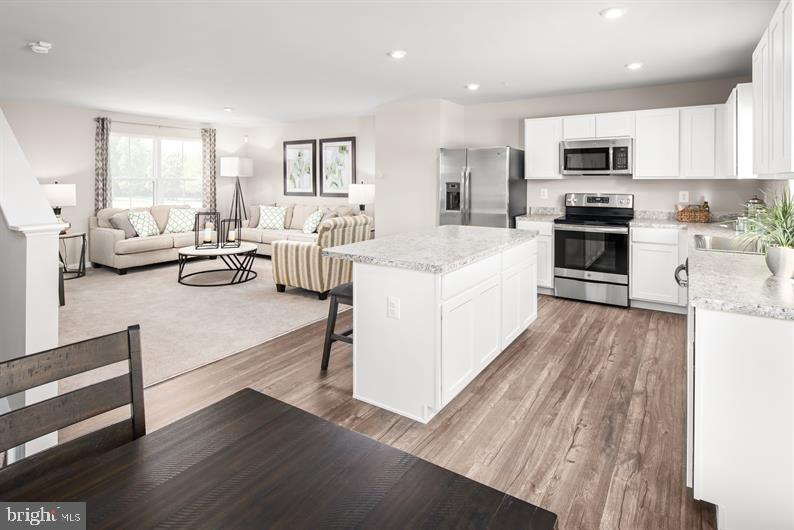 RIDGELY FOREST - Residential