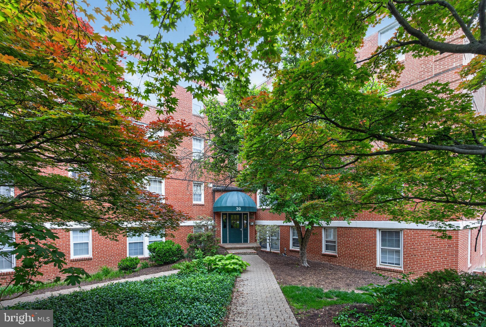 30 S OLD GLEBE ROAD 202-E