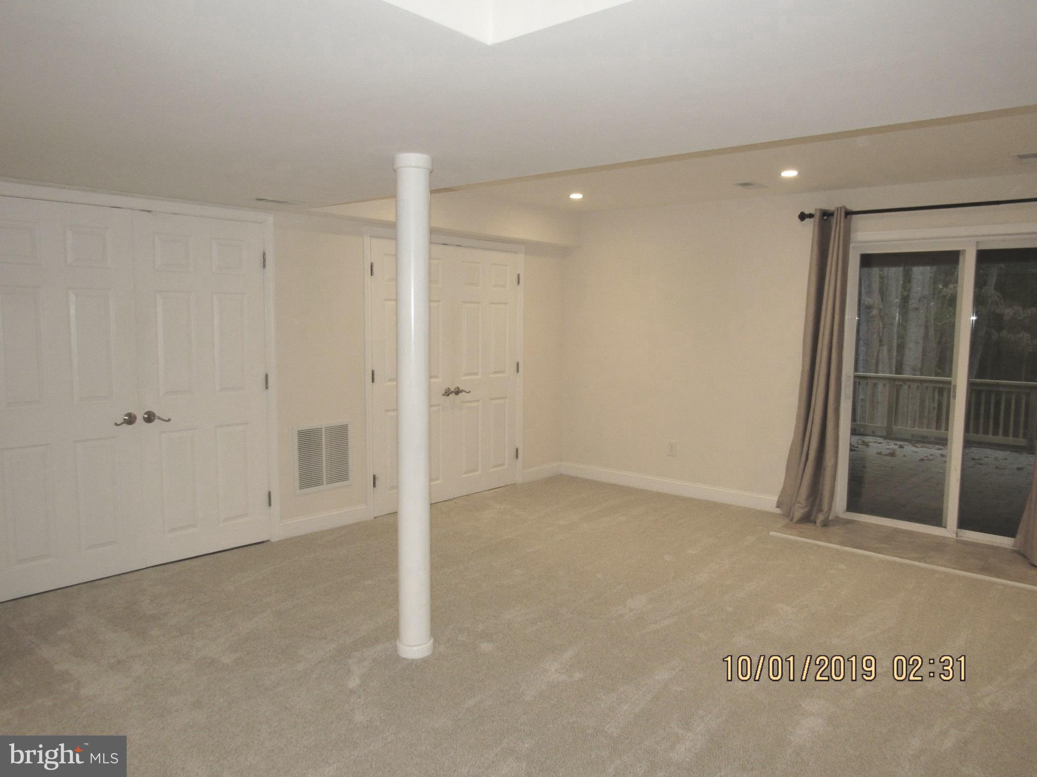 ULMSTEAD GARDENS - Residential Lease