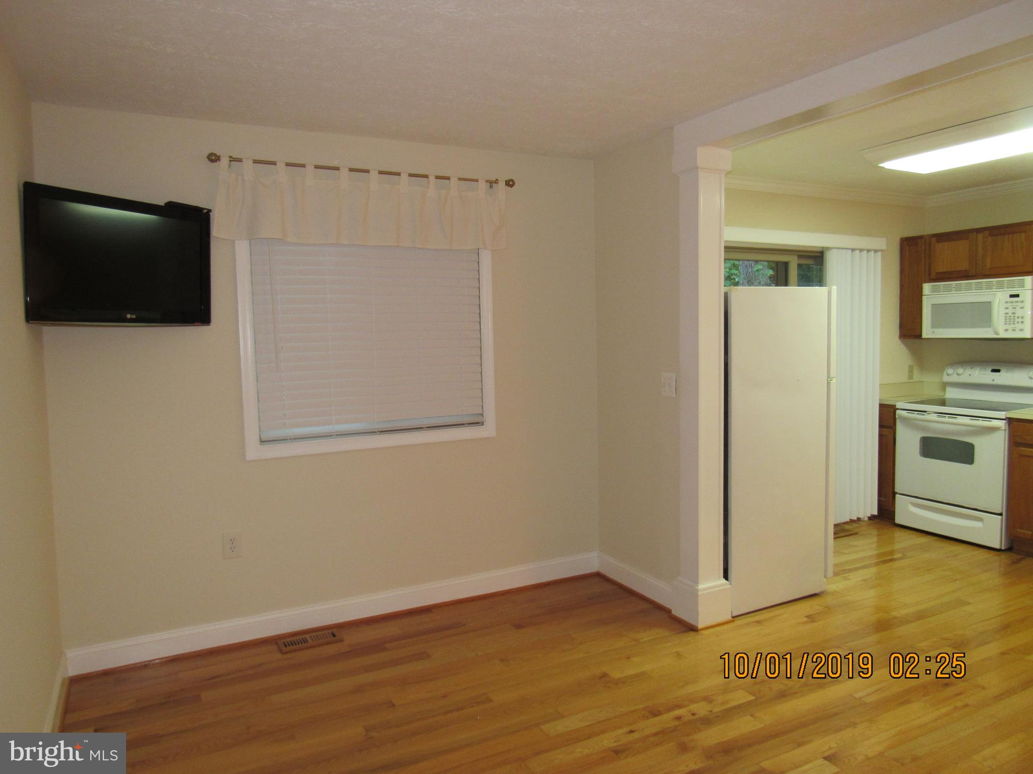 ULMSTEAD GARDENS - Residential Lease