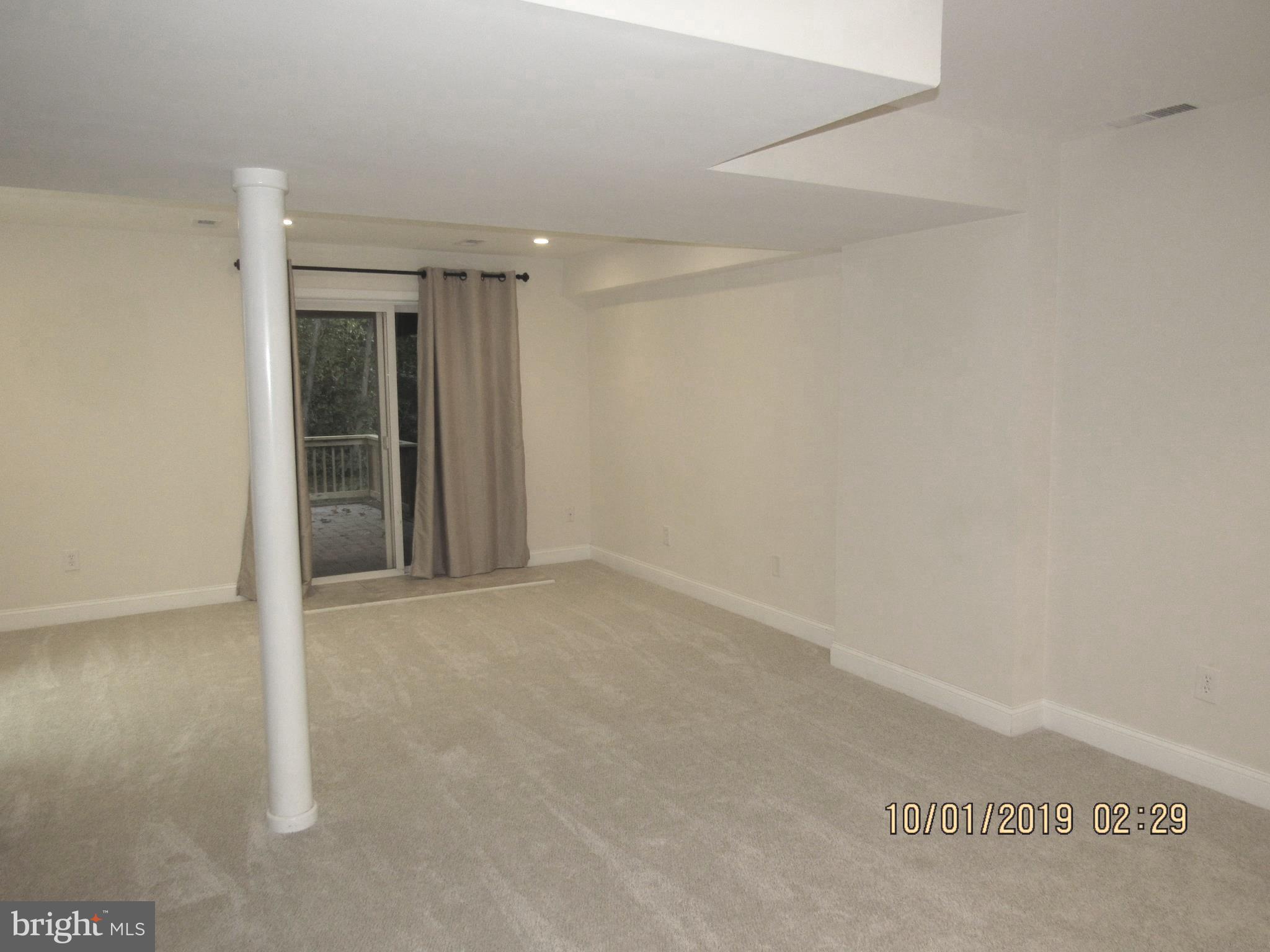 ULMSTEAD GARDENS - Residential Lease