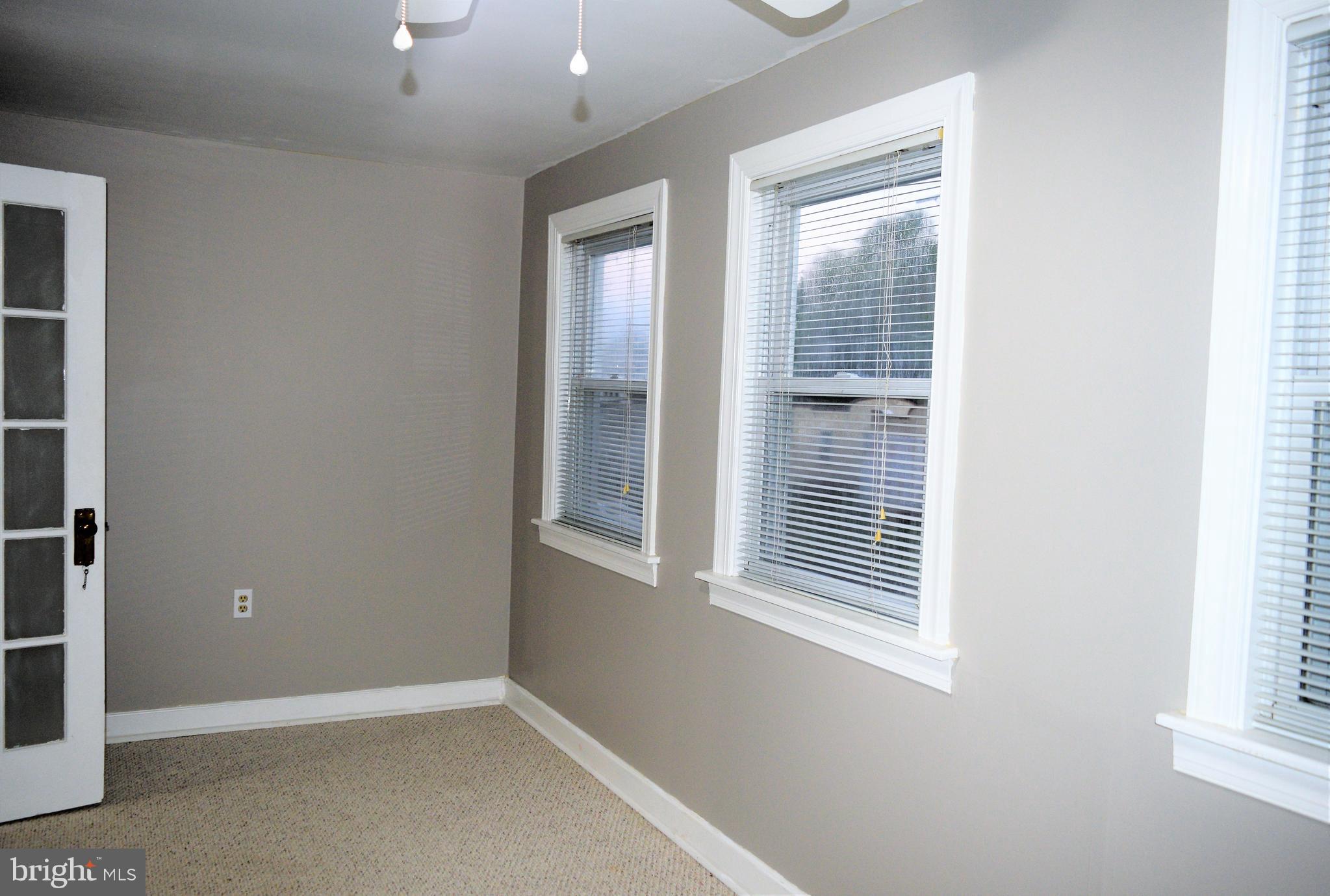 BROAD ACRES - Residential Lease