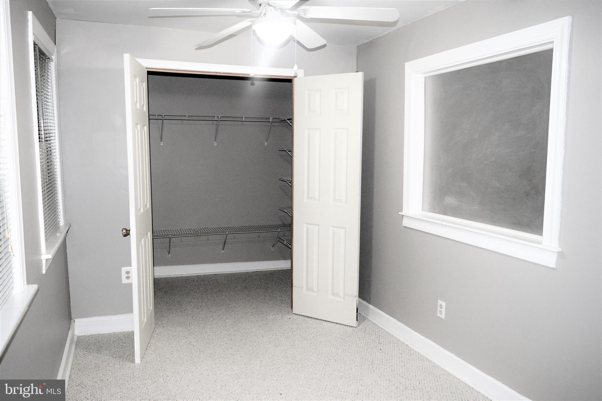 BROAD ACRES - Residential Lease