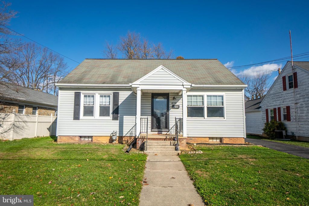 Photo of 406 Allegheny Avenue, HANOVER, PA 17331 (MLS # PAYK2093742)
