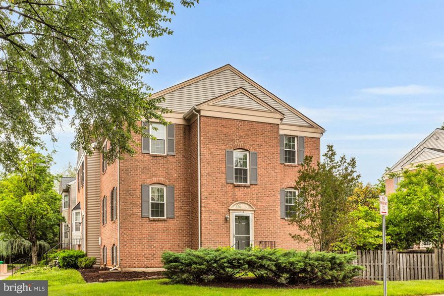 This fabulous end unit townhouse features gleaming hardwood floors in three levels, 4 bed rooms, 3 and a half bath, walk out basement, fenced yard, Deck, stainless steel refrigerator,  dishwasher, NEW  stainless steel range, open kitchen with granite kitchen counters, ceramic tile floors in  bath, granite bath vanity top, Relax in an OPEN floor plan as your upgraded kitchen with stainless steel appliances, & granite counters OPENS to -> your light-infused table space area > your dining area that OPENS to -> your spacious living room , Retreat to your owner’s bedroom with walk-in closet for ample storage and en-suite bathroom with granite vanity top. Appreciate the convenience to shopping center, Shady Grove Metro, easy access to 370, 270,  and features a tennis court, swimming pool and beautiful common areas. Immediately occupancy. application fee $50 per adult.