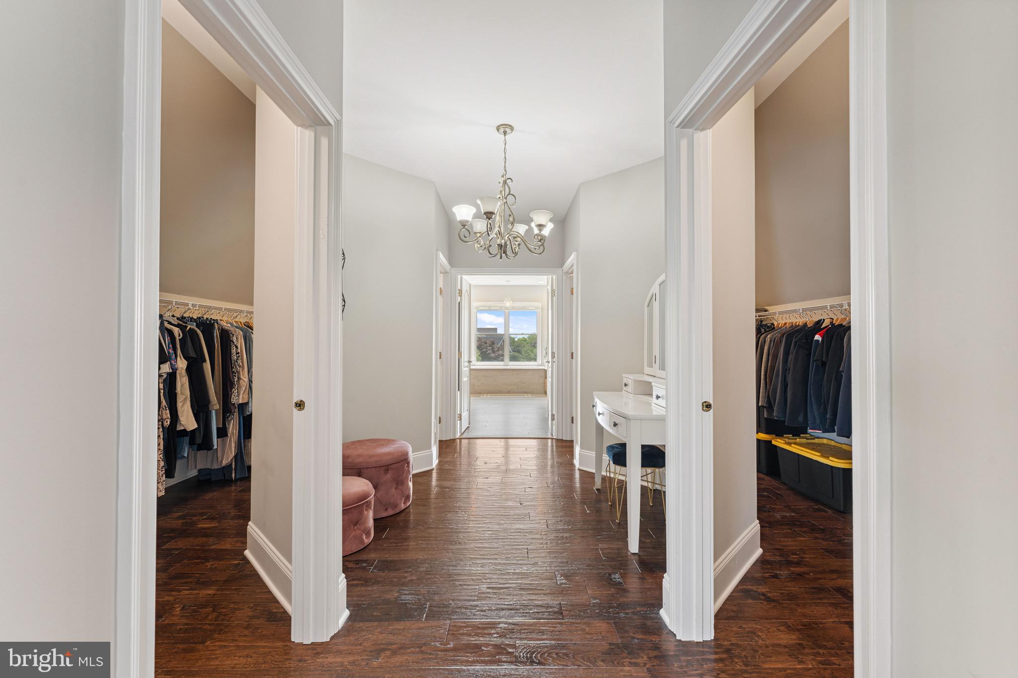 NORTHAMPTON HUNT - Residential