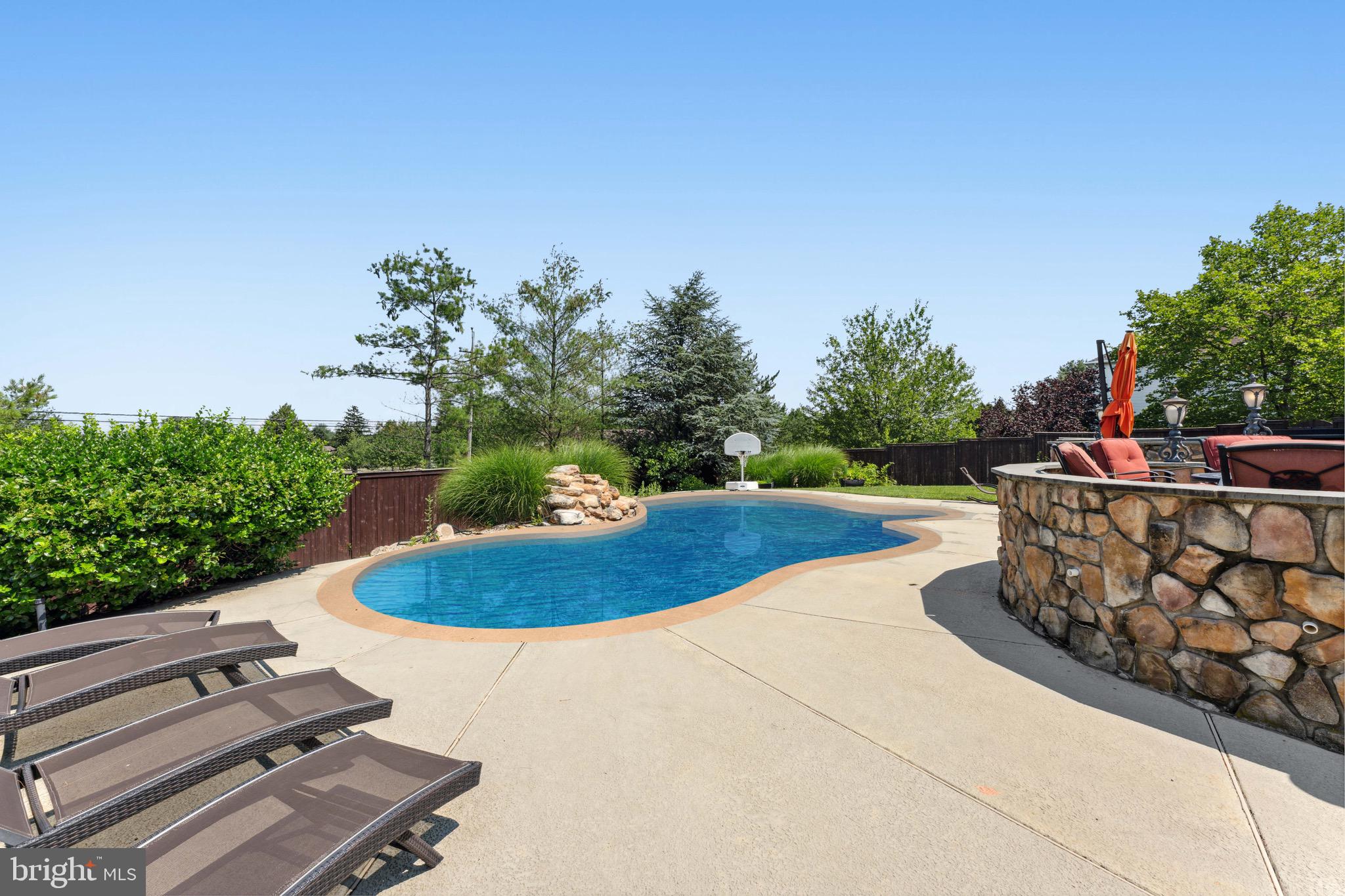 NORTHAMPTON HUNT - Residential