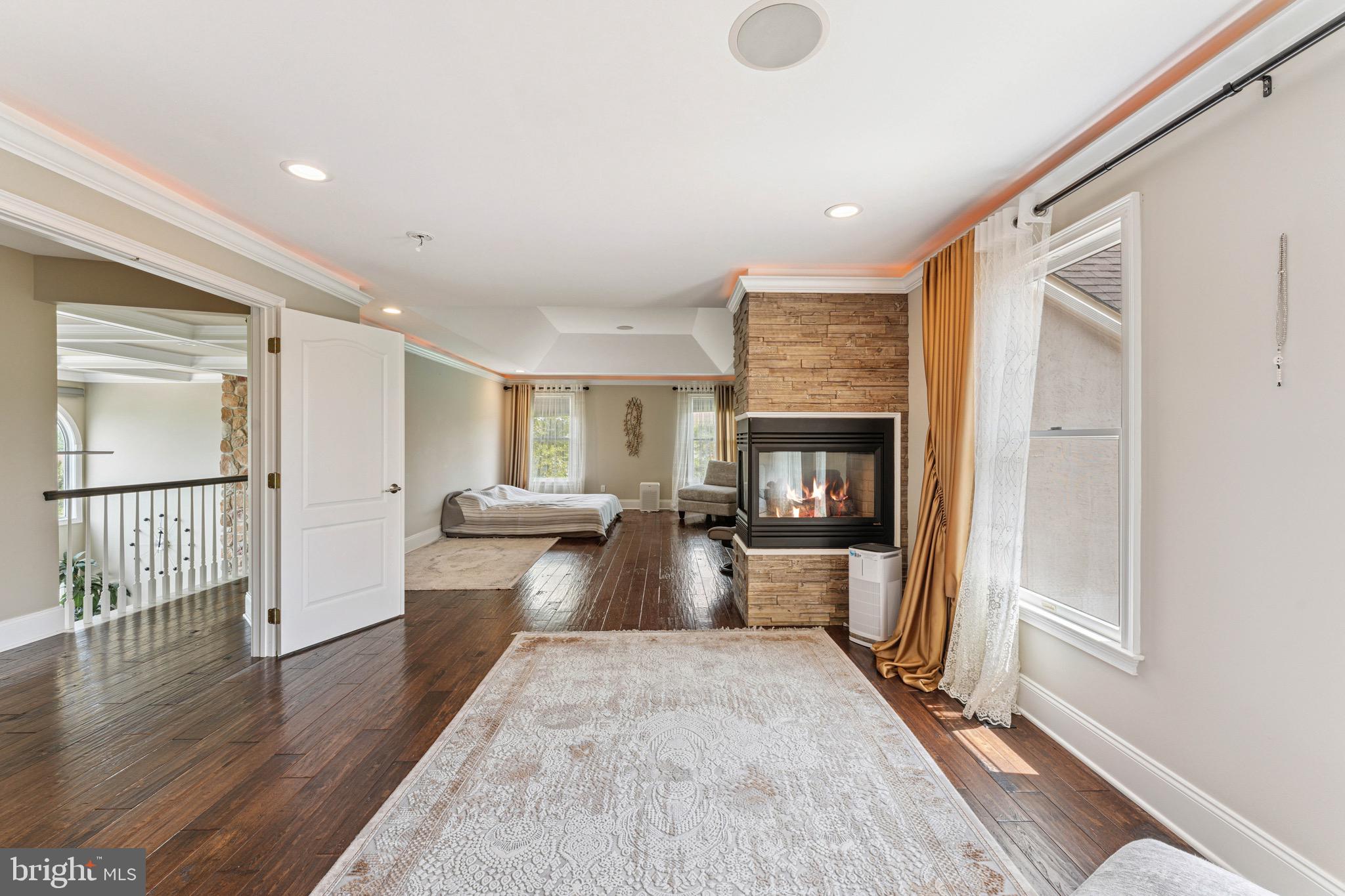 NORTHAMPTON HUNT - Residential