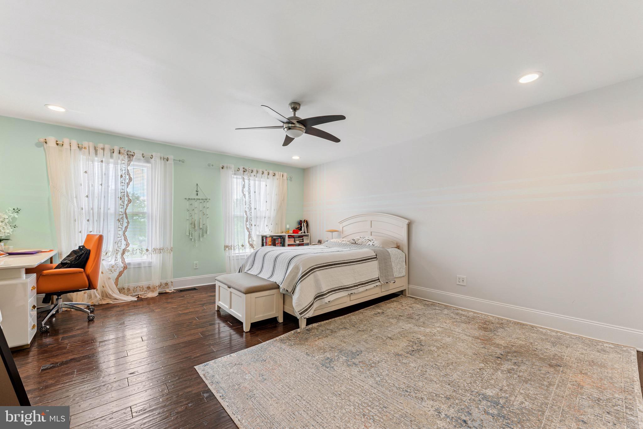 NORTHAMPTON HUNT - Residential