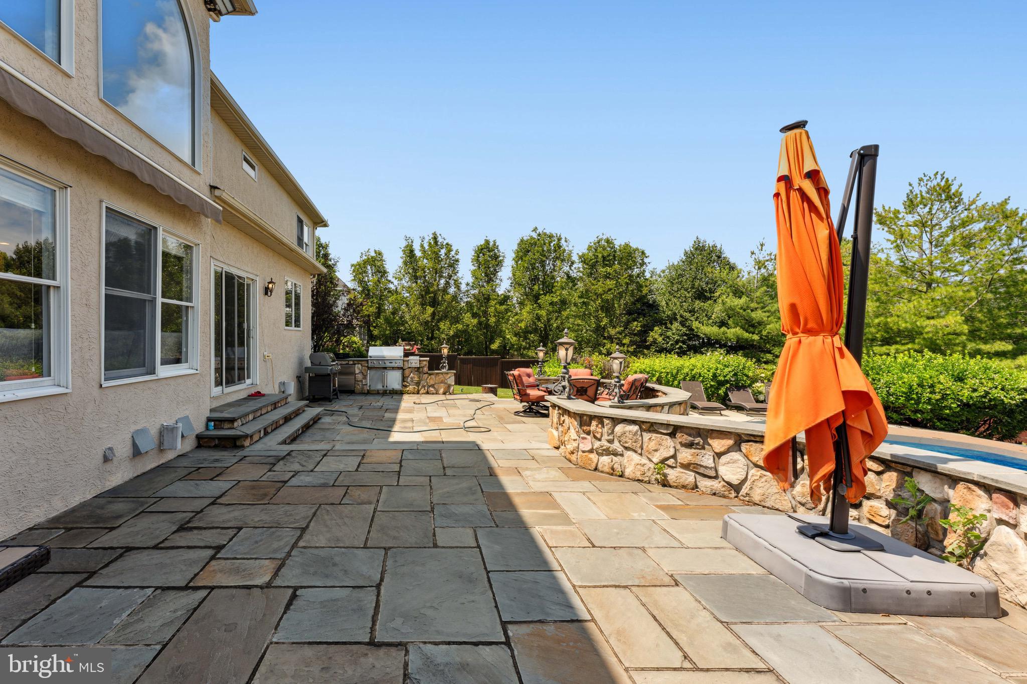 NORTHAMPTON HUNT - Residential