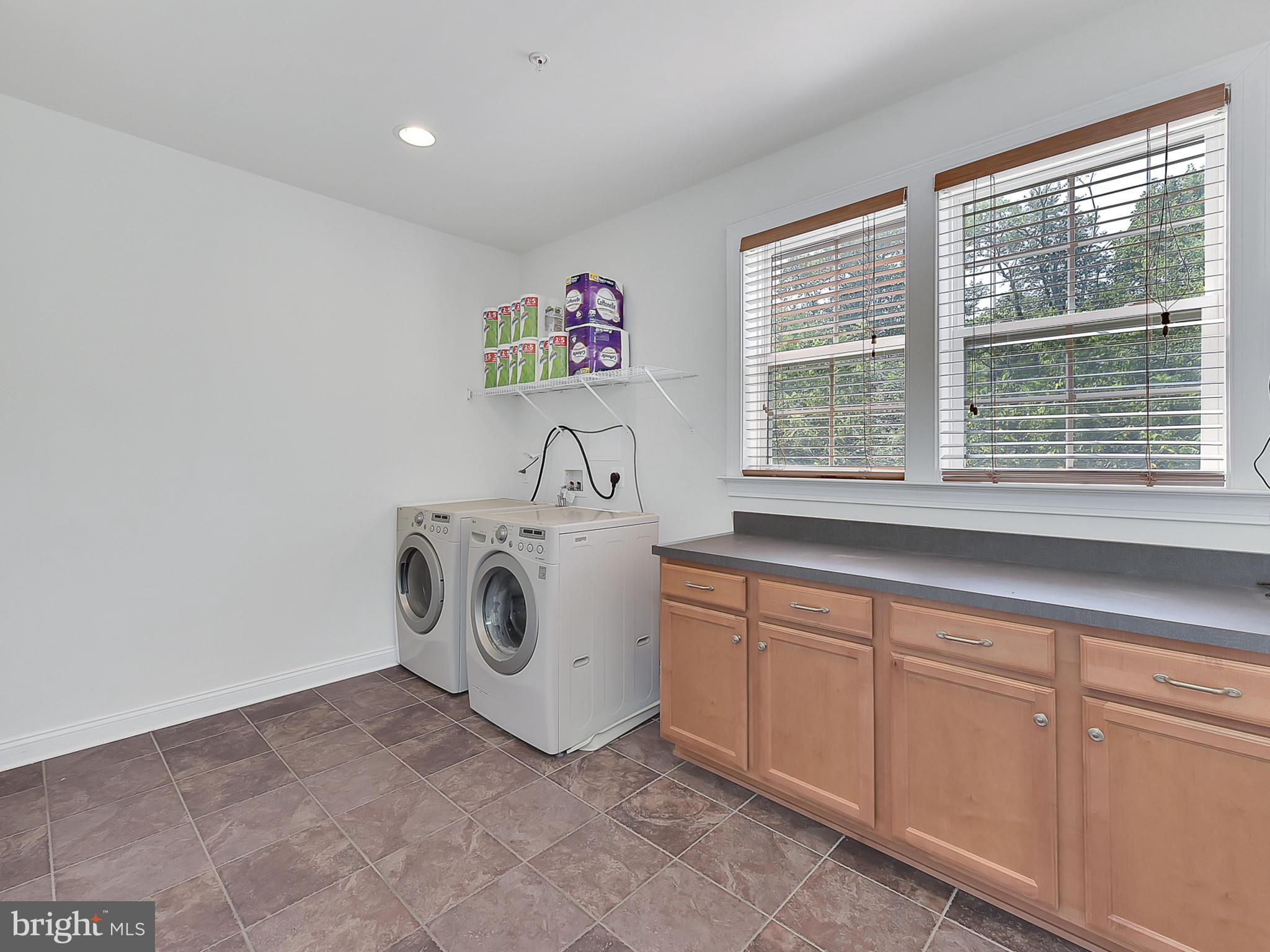 DAMASCUS OUTSIDE - Residential