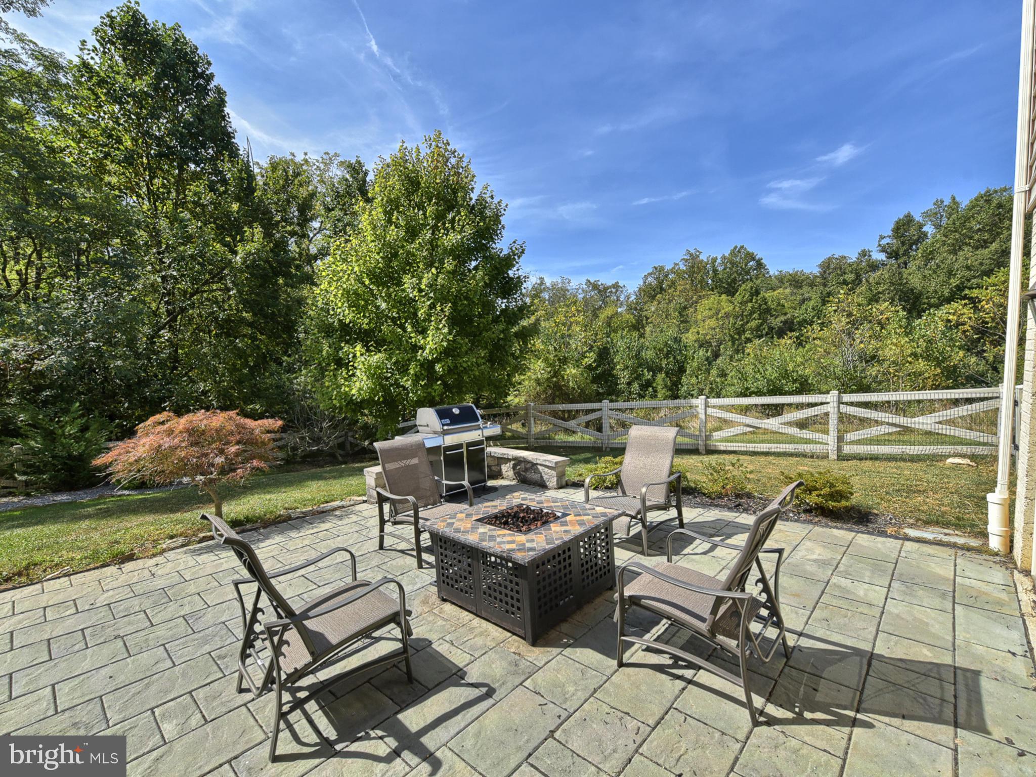 DAMASCUS OUTSIDE - Residential