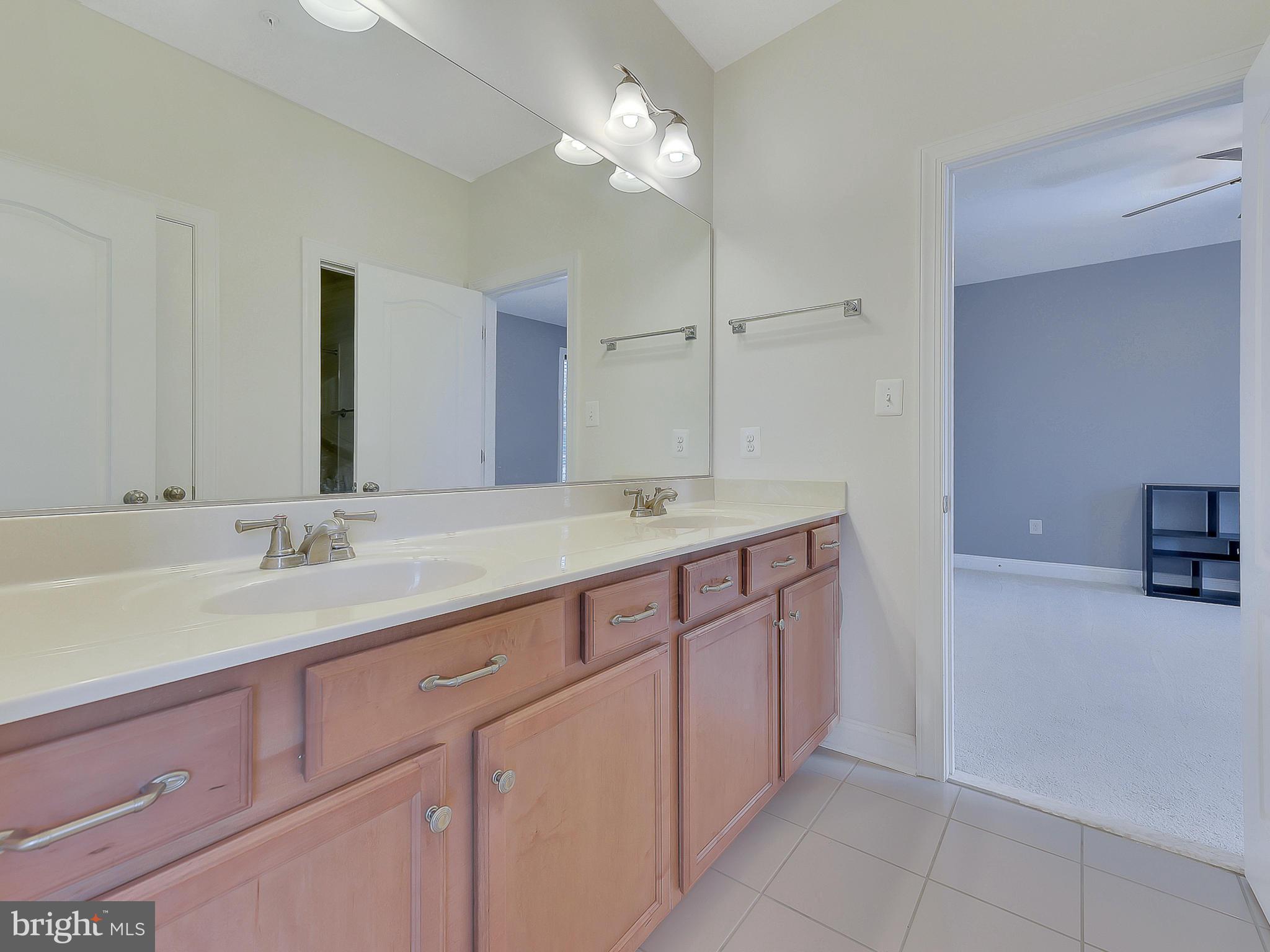 DAMASCUS OUTSIDE - Residential