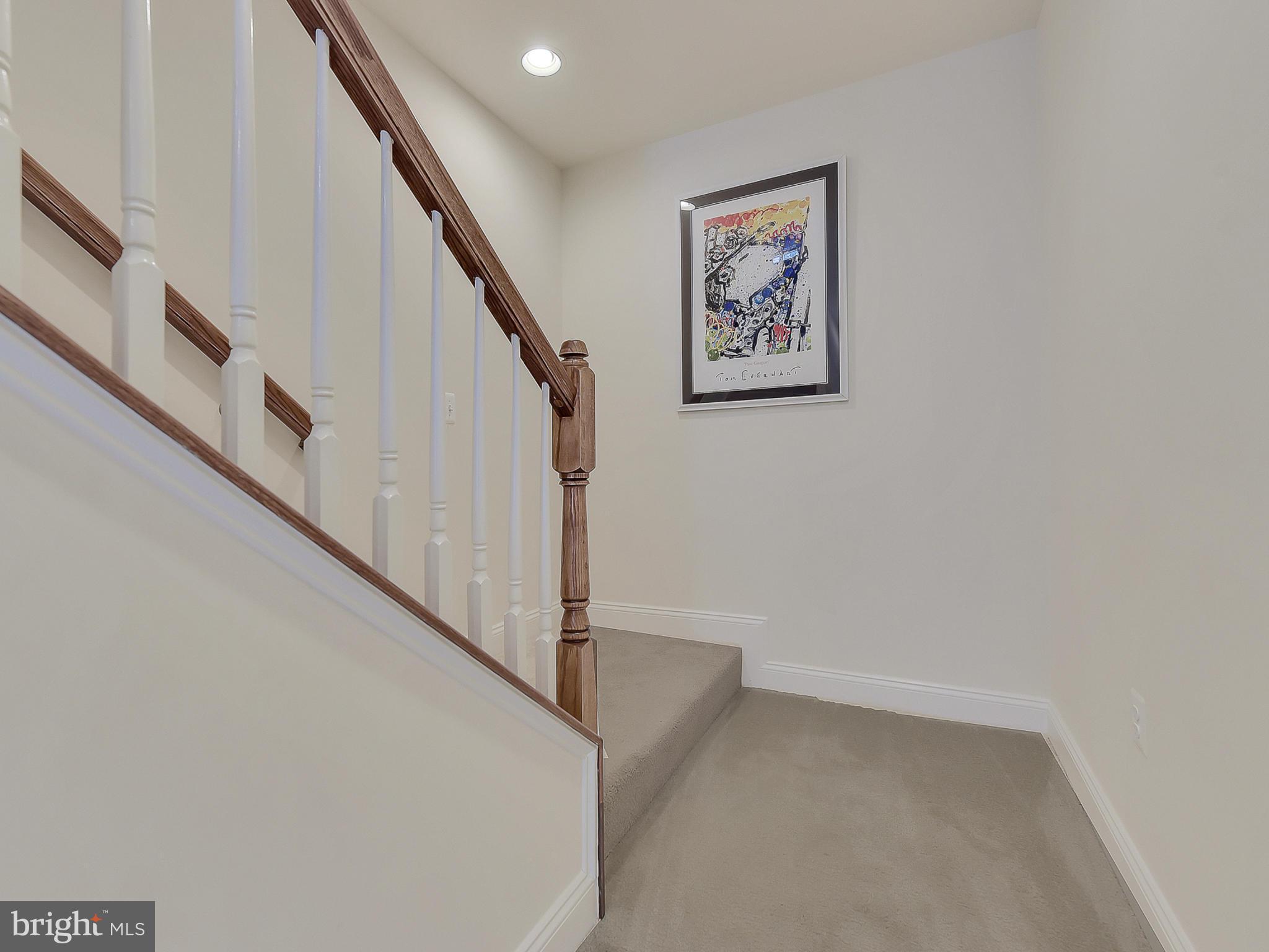 DAMASCUS OUTSIDE - Residential