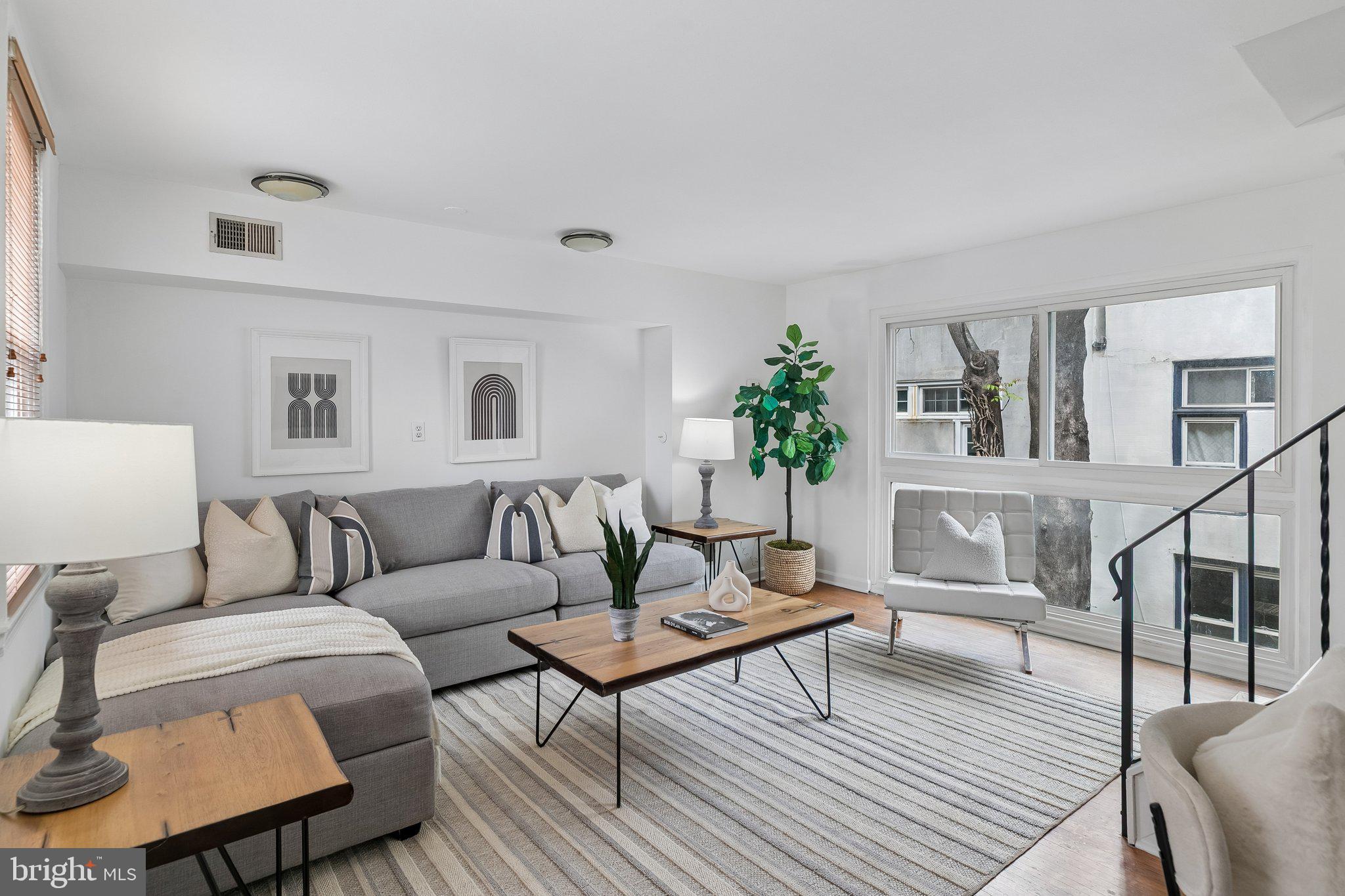 RITTENHOUSE SQUARE - Residential