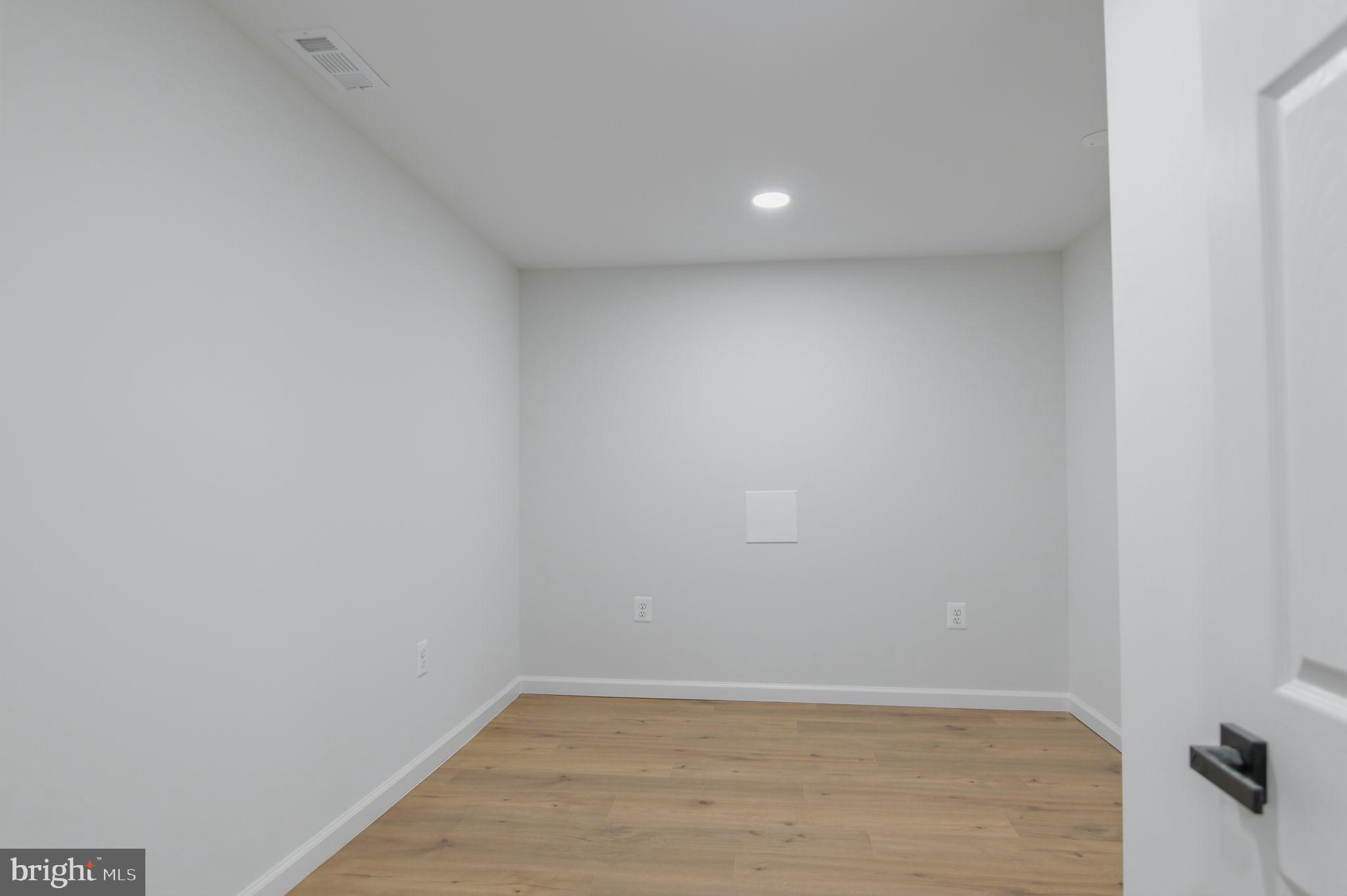 BIRCHWOOD CITY - Residential