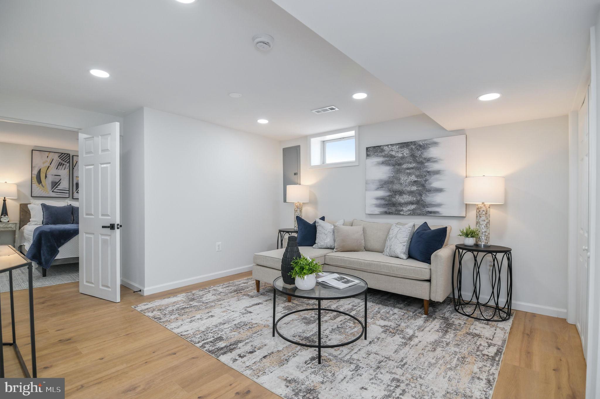 BIRCHWOOD CITY - Residential