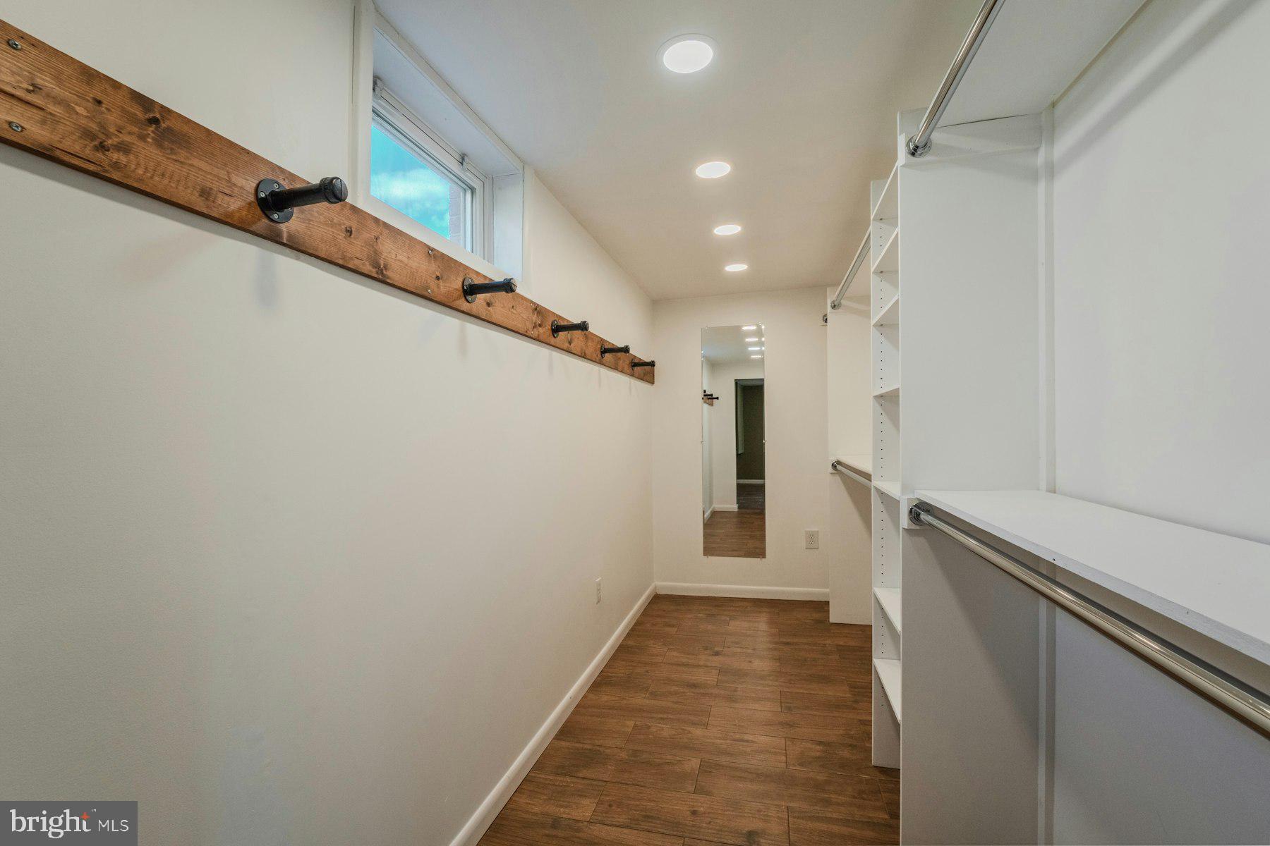 DRYMILL - Residential