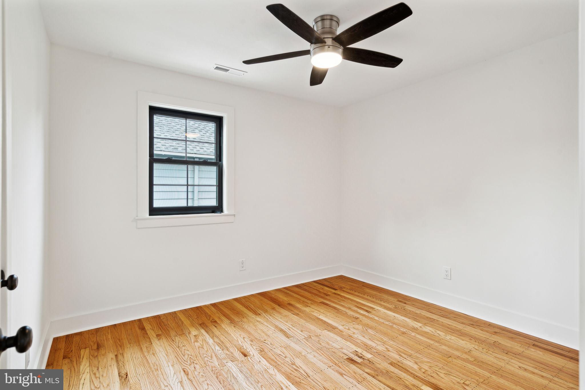 LLANERCH - Residential