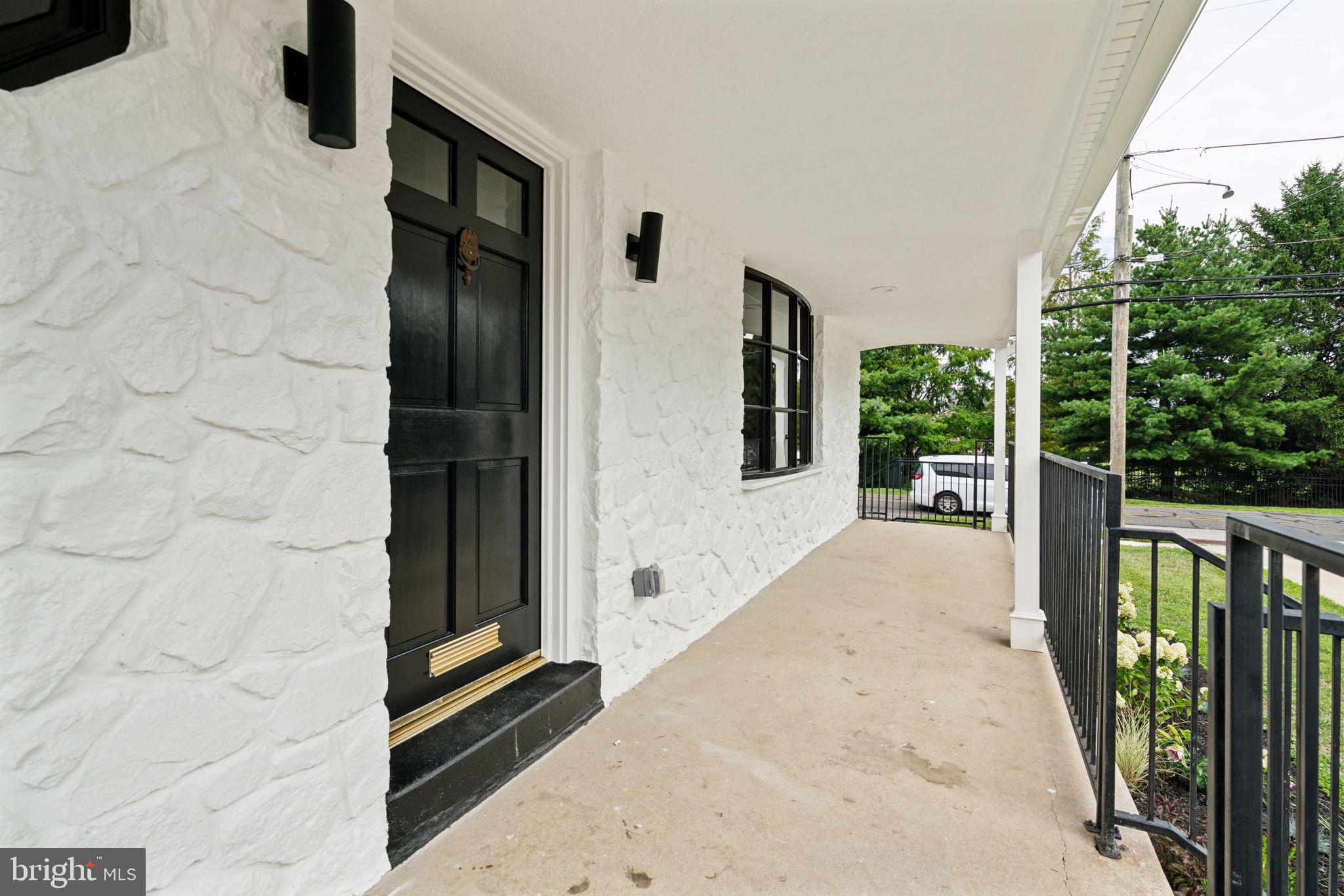 LLANERCH - Residential