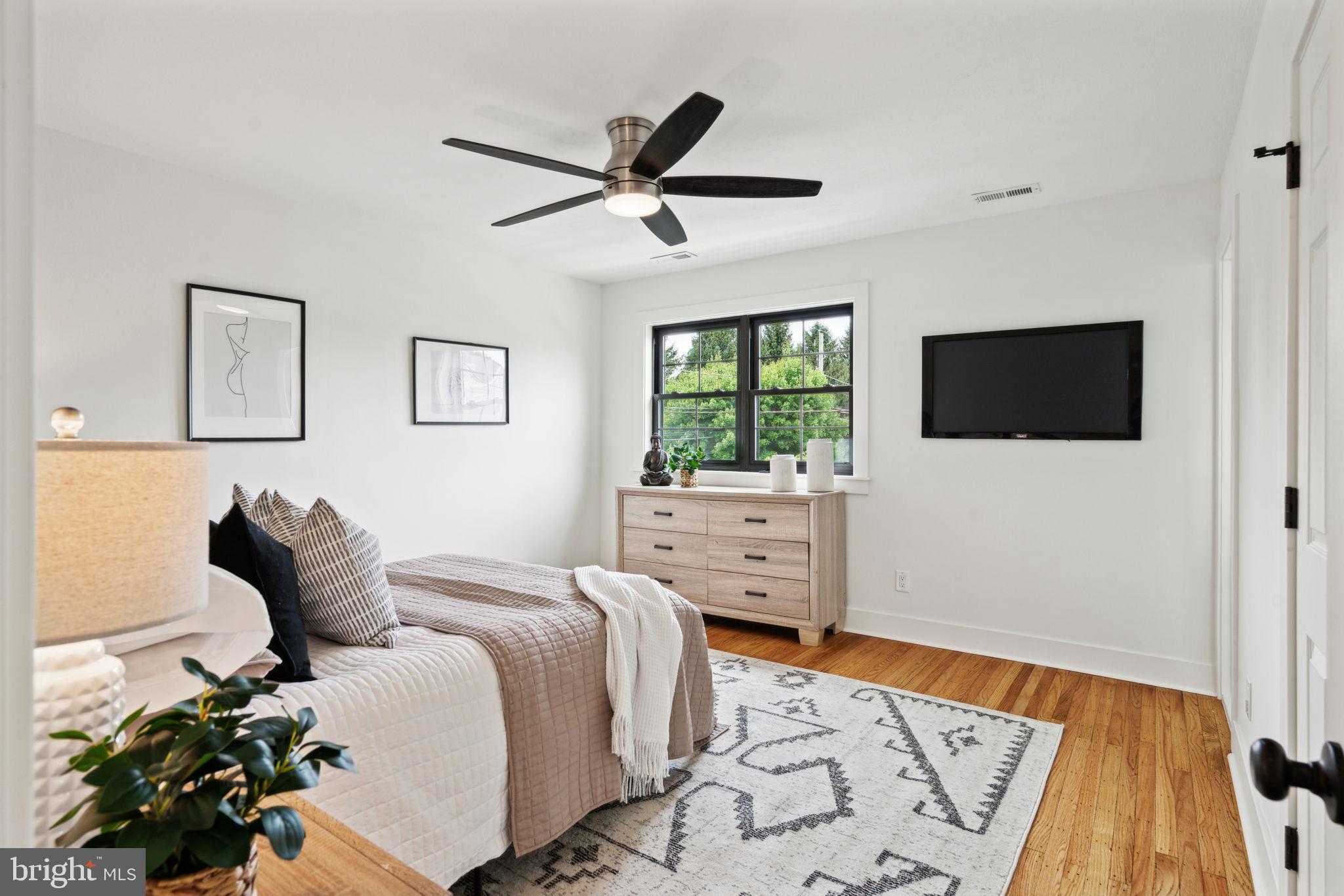 LLANERCH - Residential