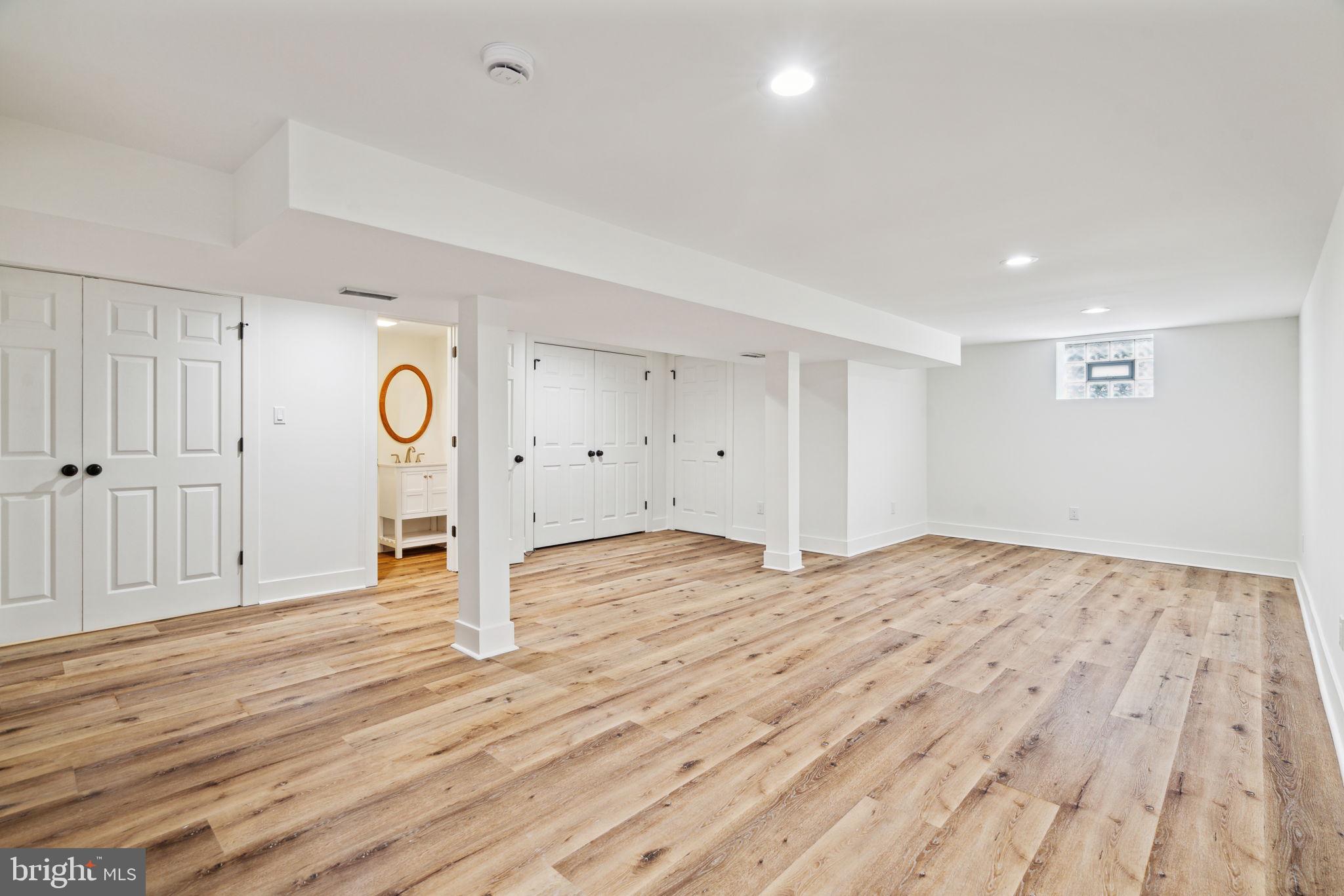 LLANERCH - Residential