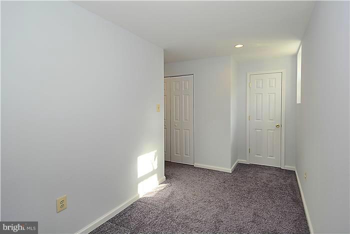 MIDDLEBRIDGE - Residential