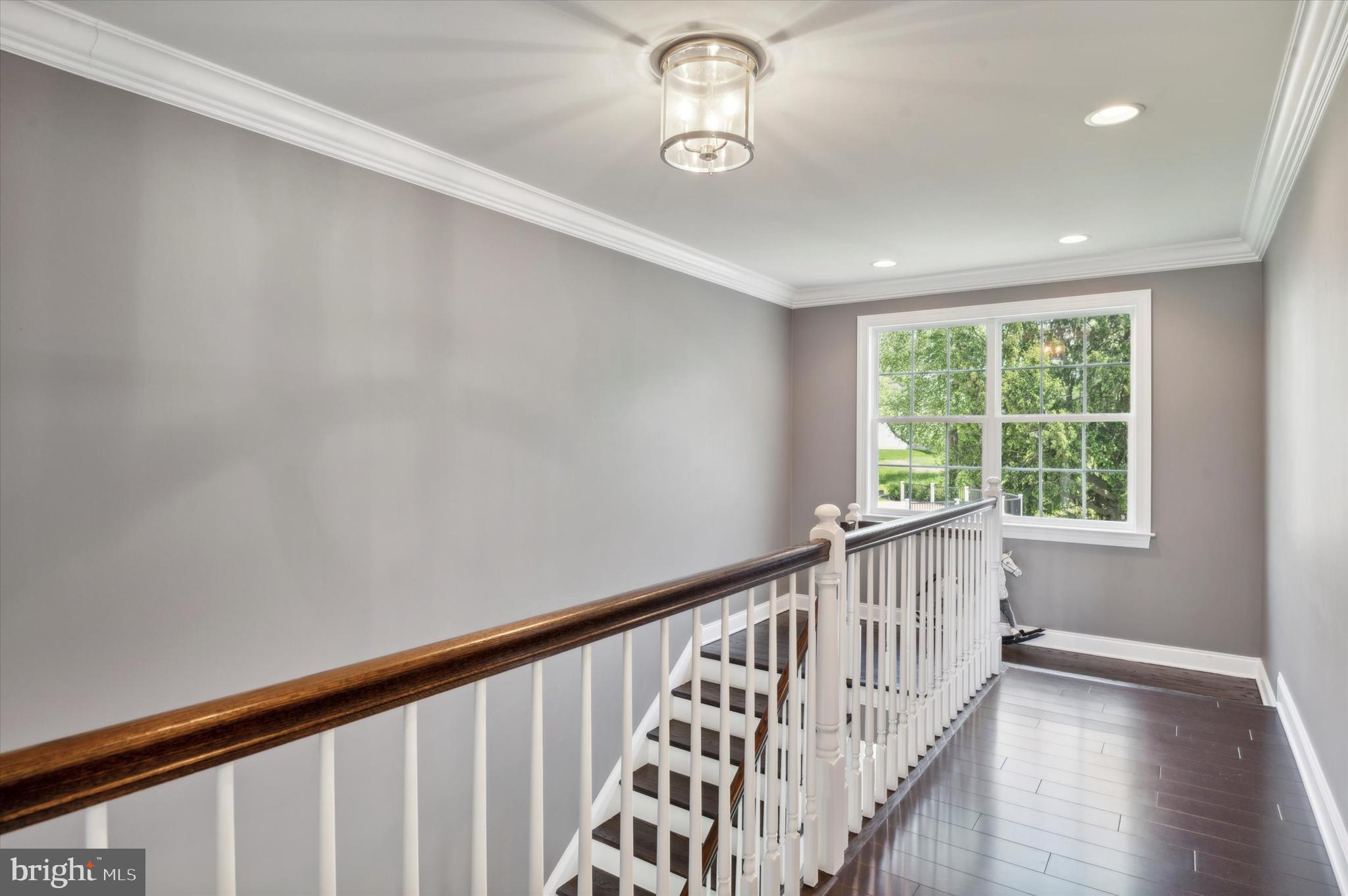 LAUREL RIDGE - Residential