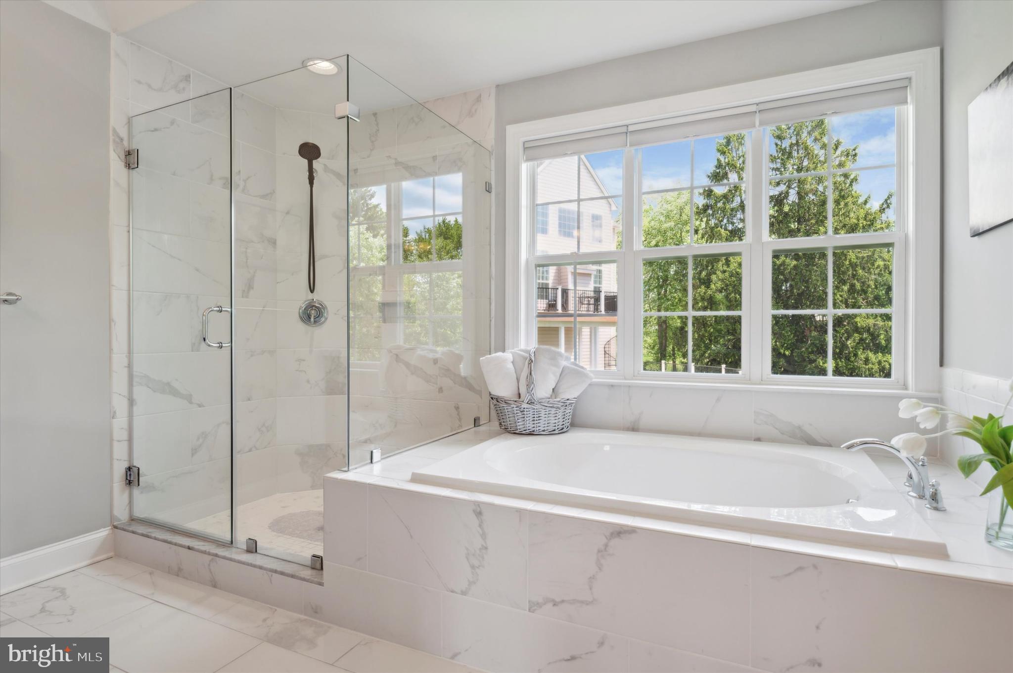 LAUREL RIDGE - Residential