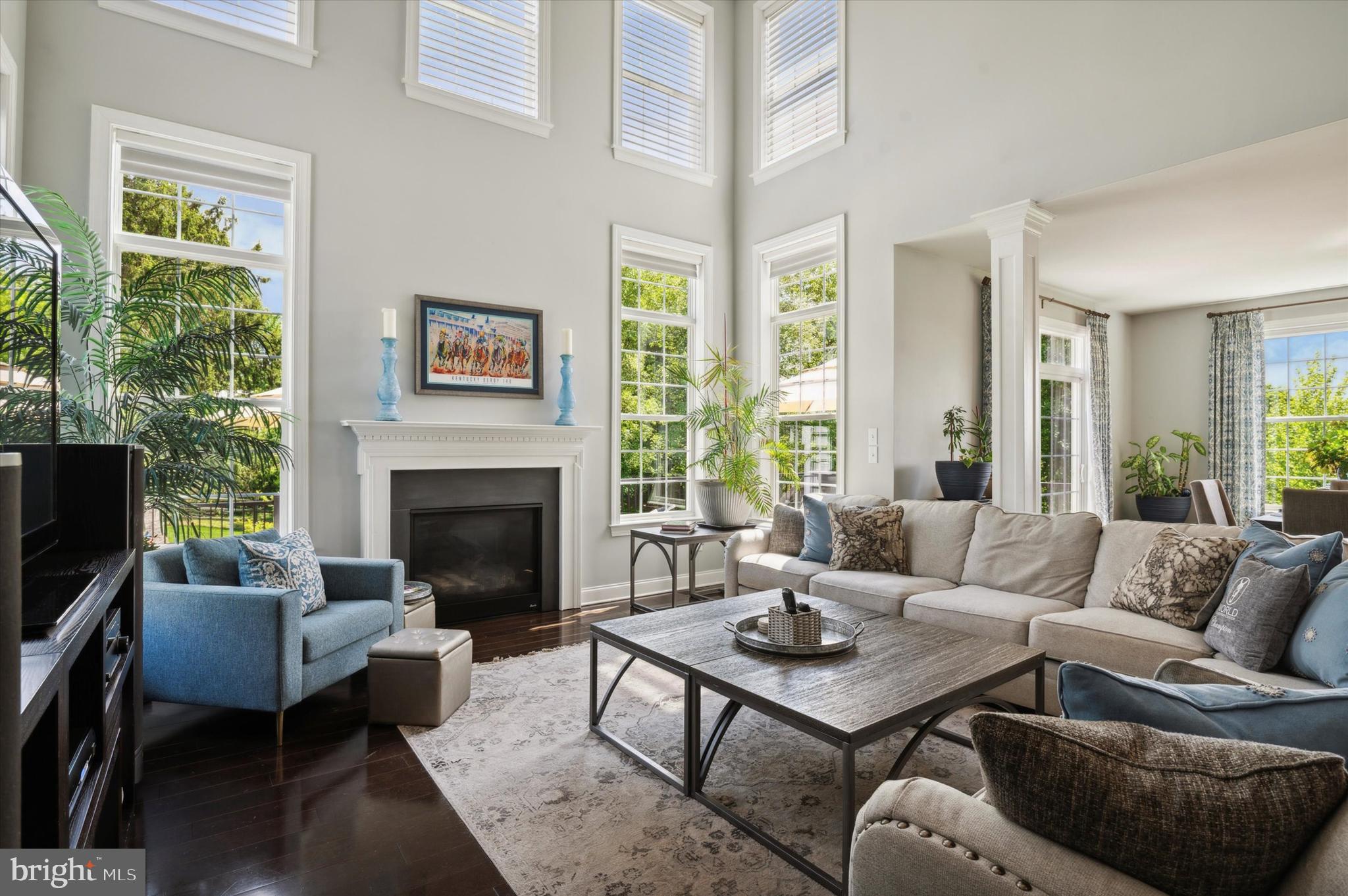 LAUREL RIDGE - Residential