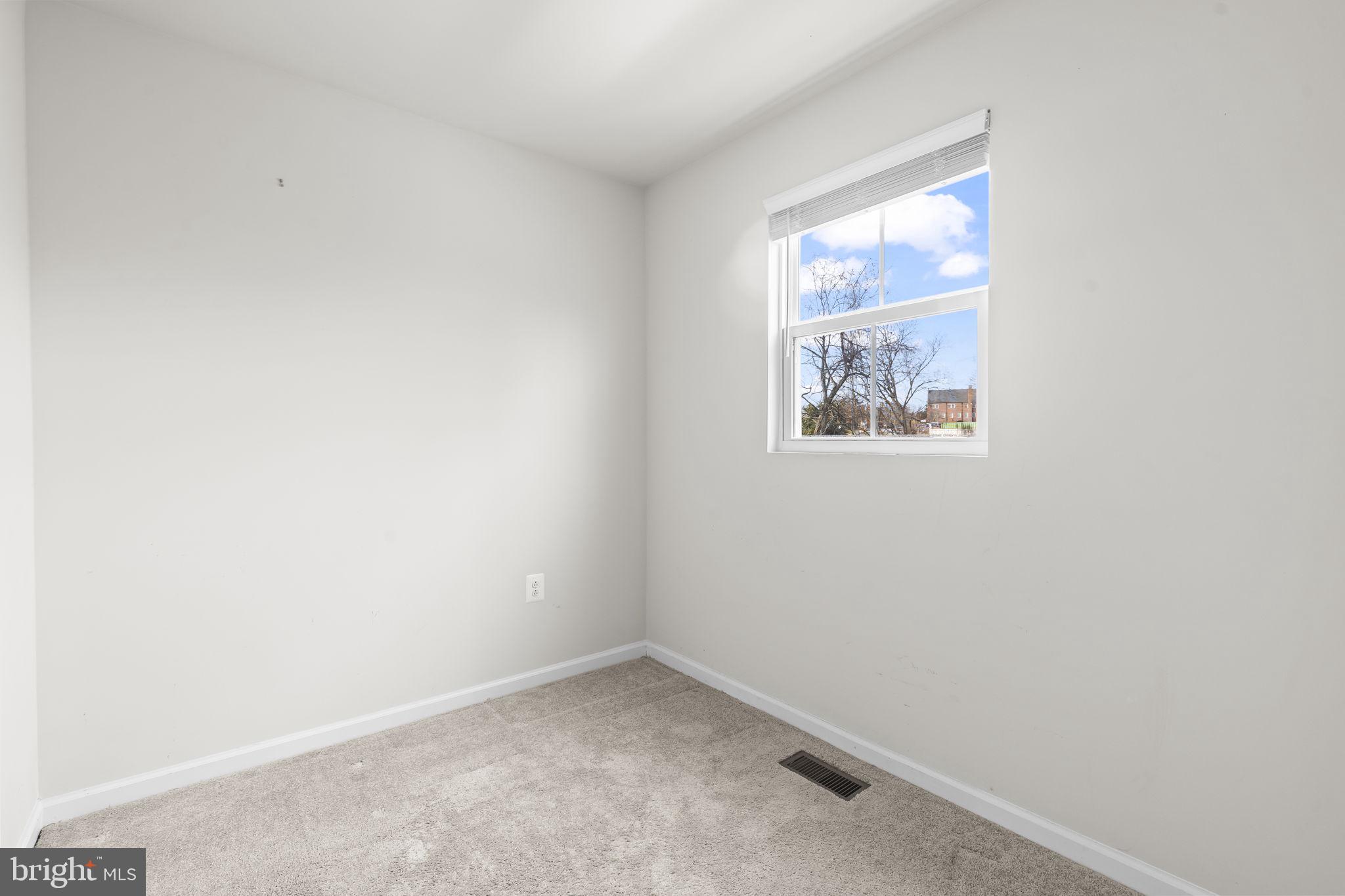 WILLOW WOODS - Residential