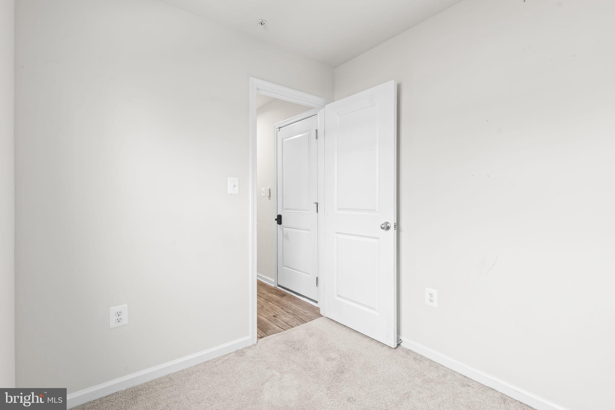 WILLOW WOODS - Residential