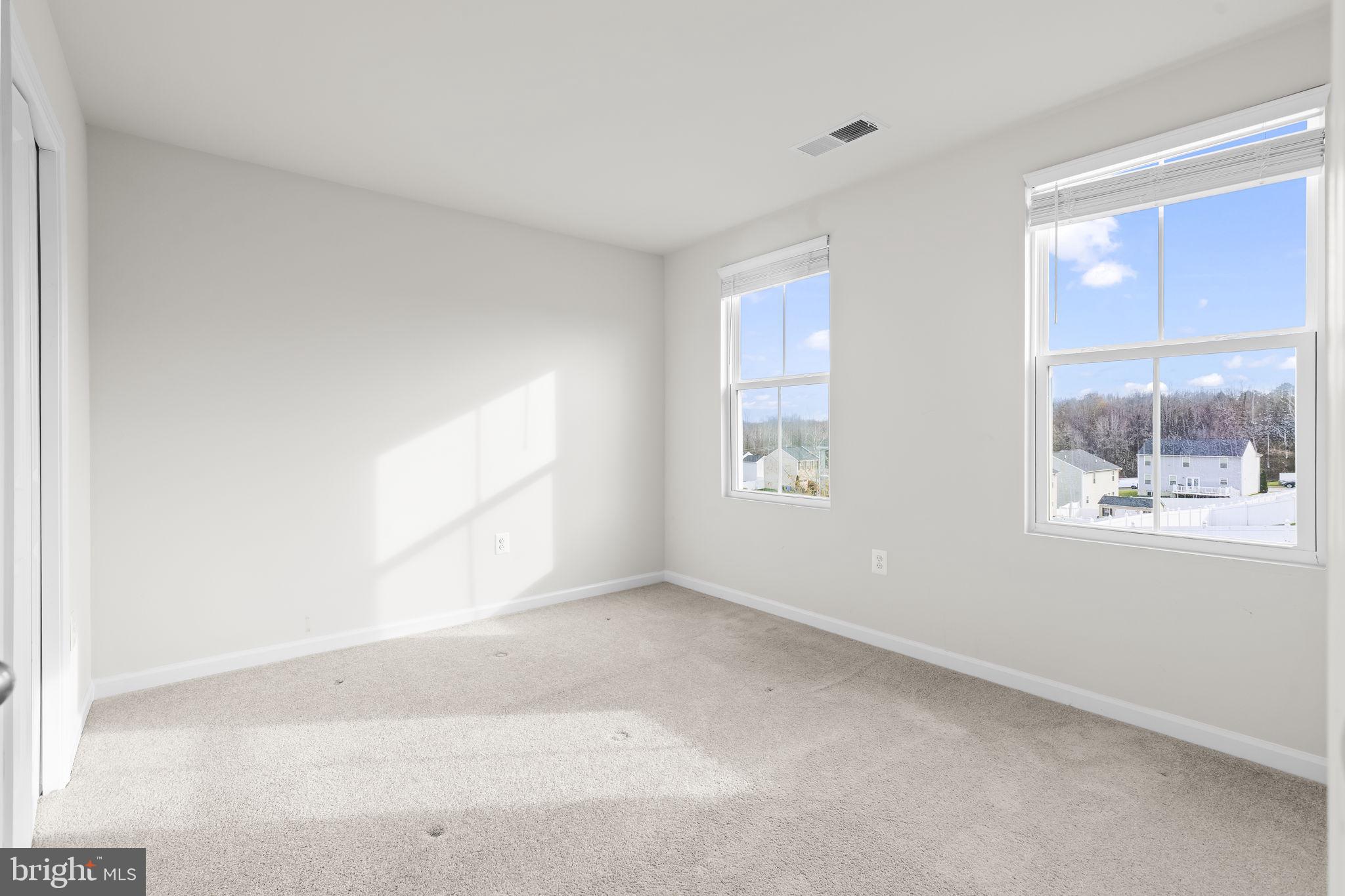 WILLOW WOODS - Residential