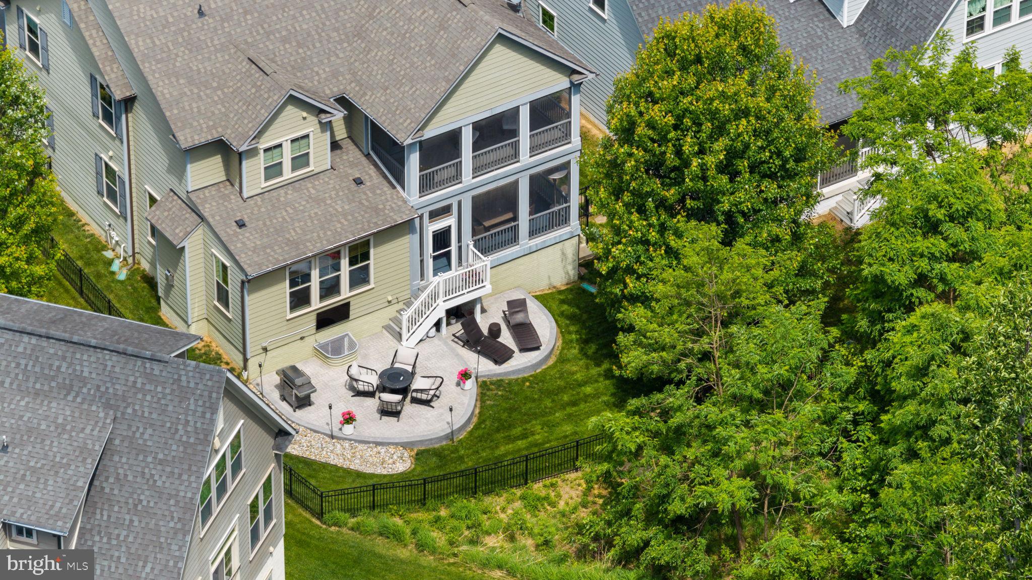 POTOMAC SHORES - Residential