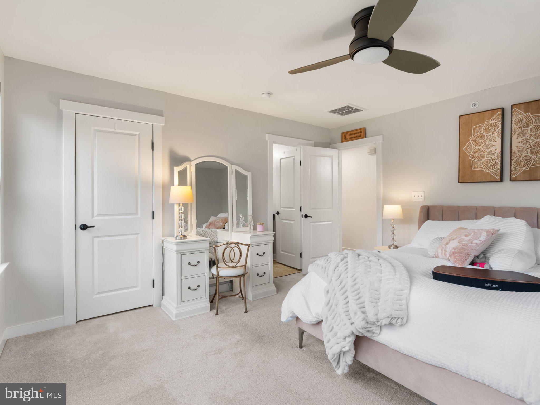 POTOMAC SHORES - Residential