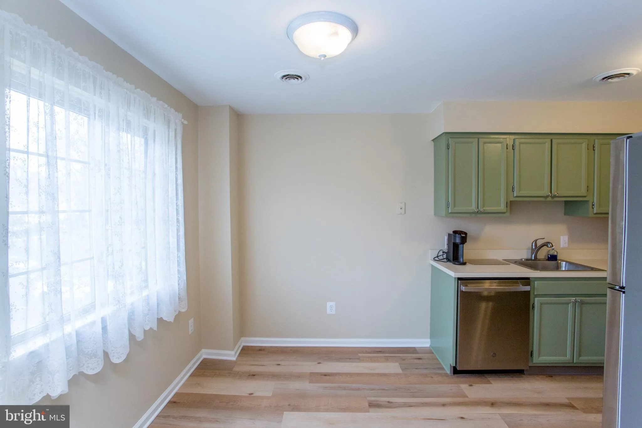 Chalfont, Pennsylvania 18914, United States, 2 Bedrooms Bedrooms, ,2 BathroomsBathrooms,Residential,Active,102614