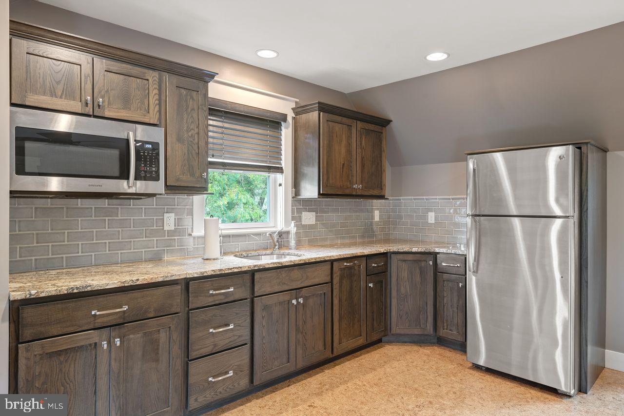 LANDISVILLE - Residential