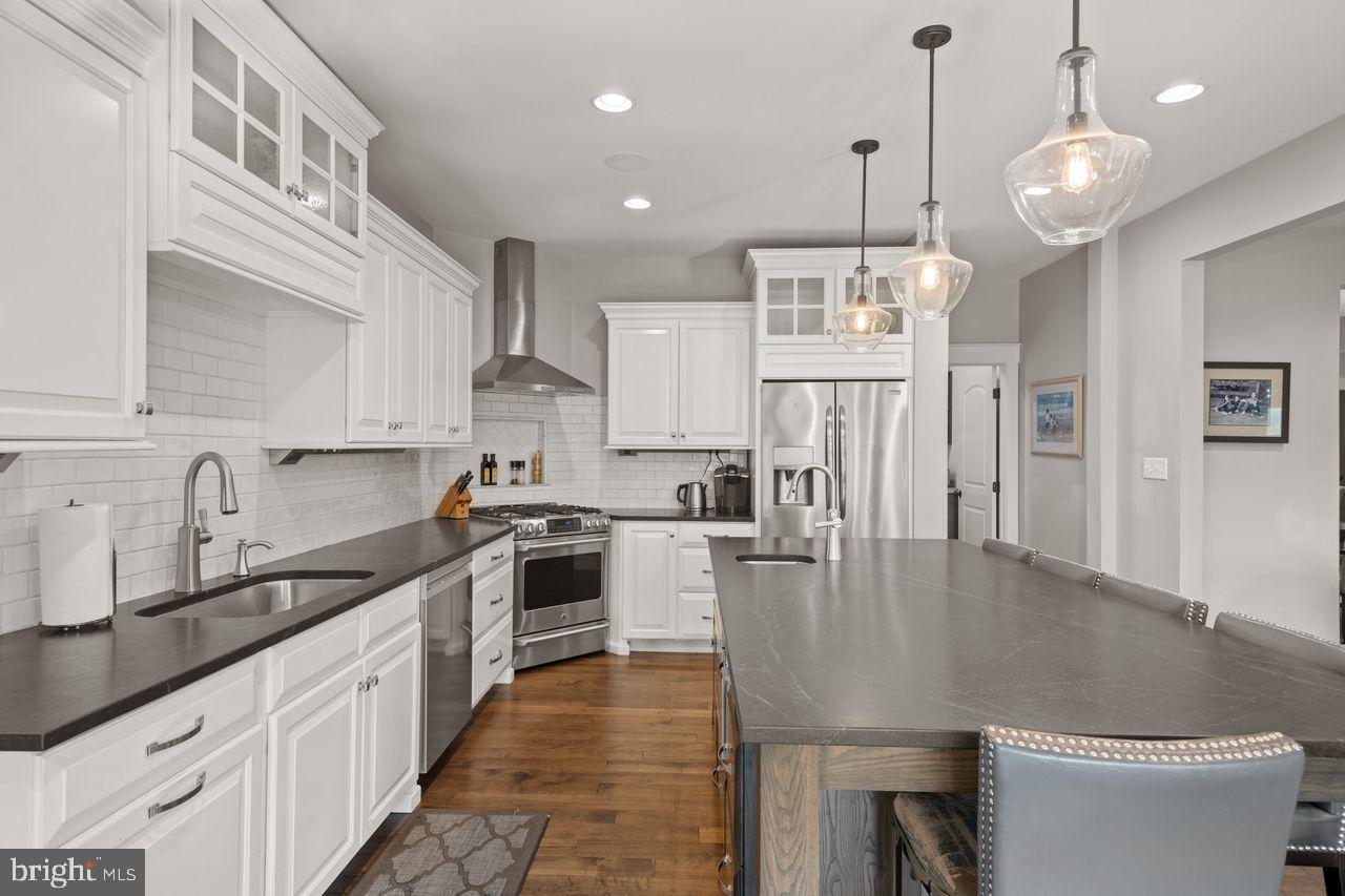 LANDISVILLE - Residential