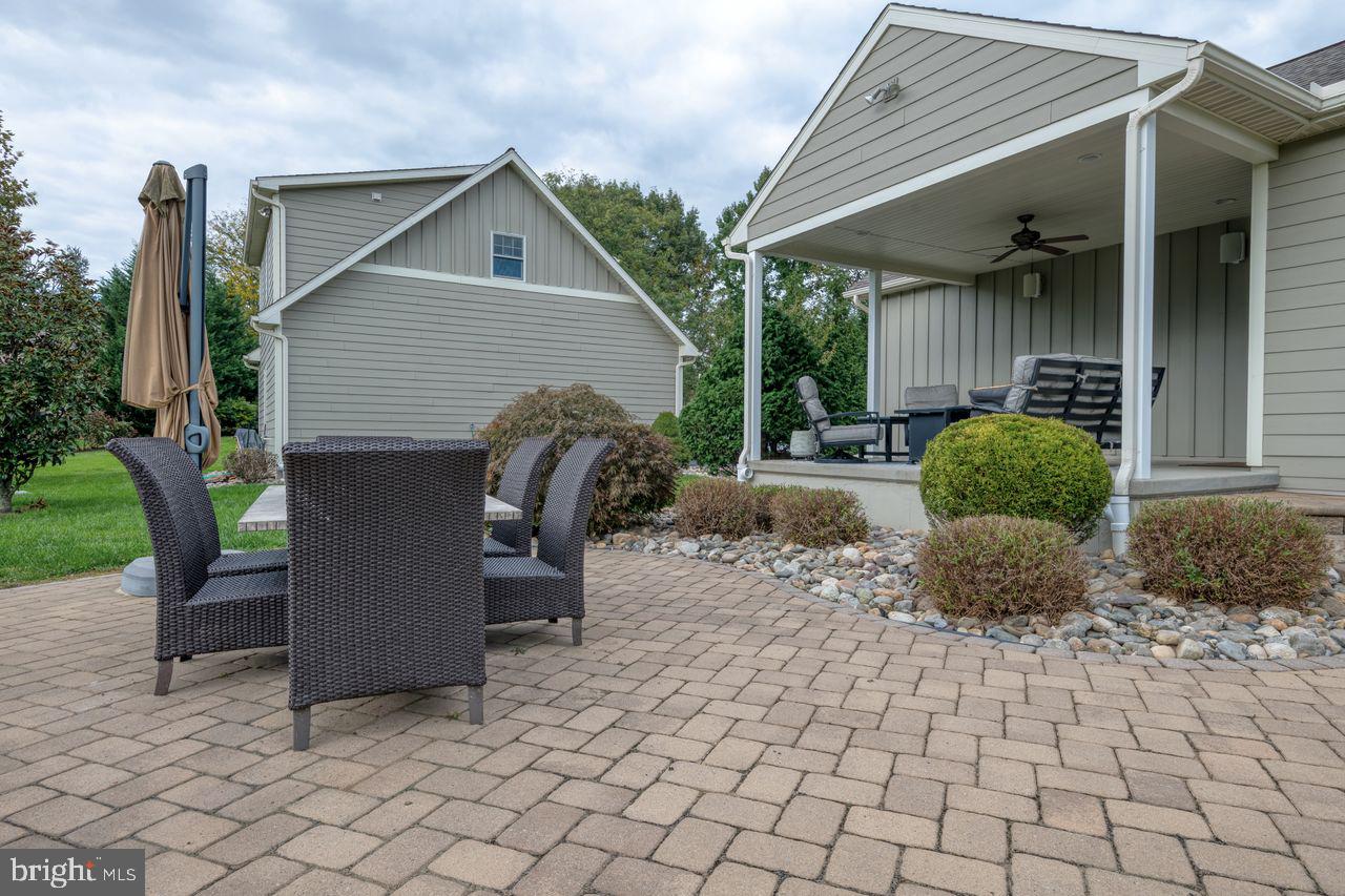 LANDISVILLE - Residential