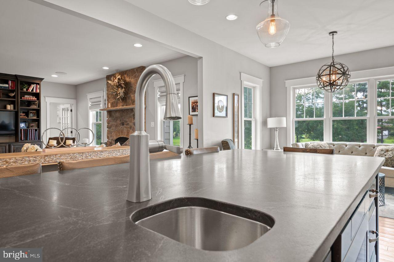 LANDISVILLE - Residential