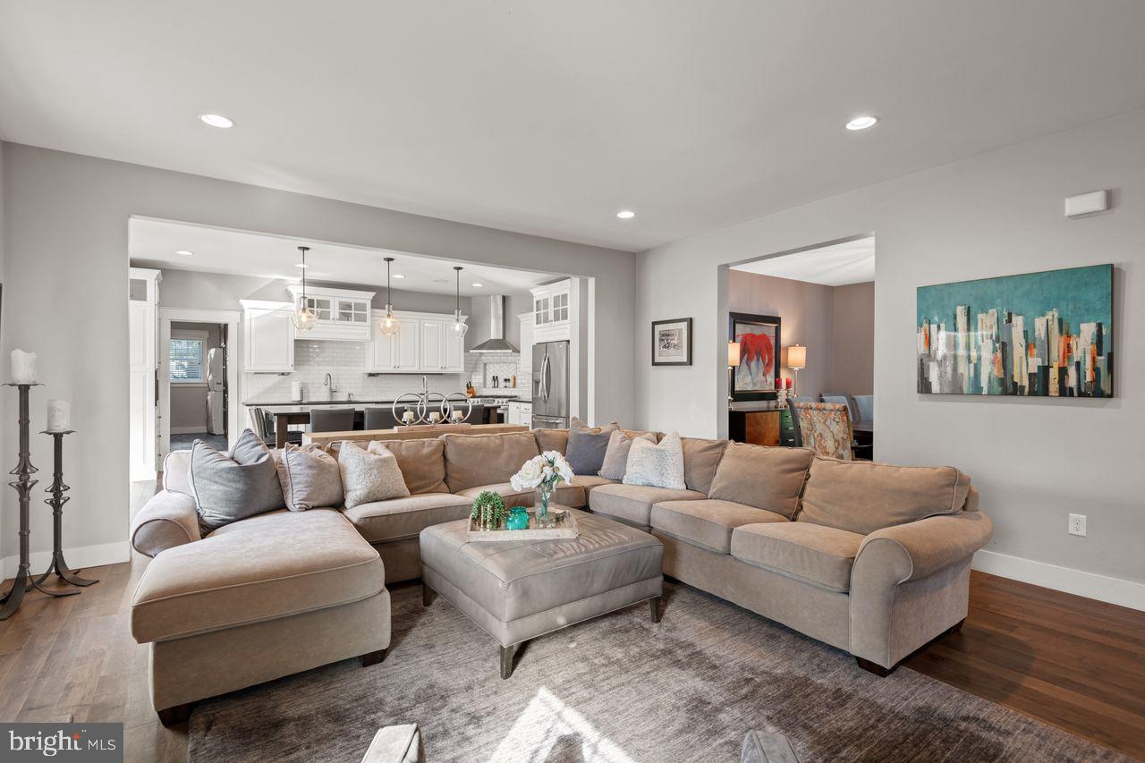 LANDISVILLE - Residential