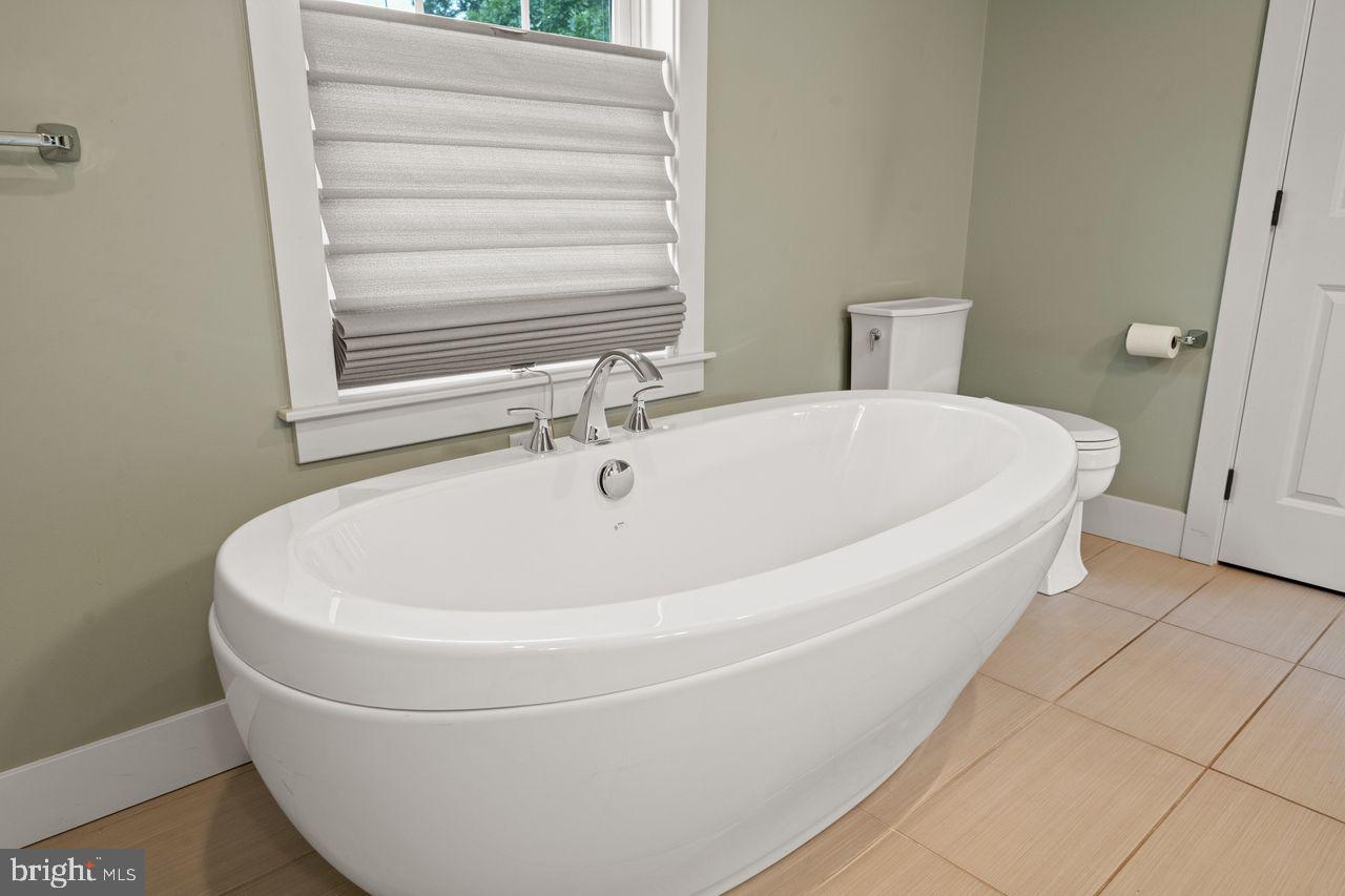 LANDISVILLE - Residential